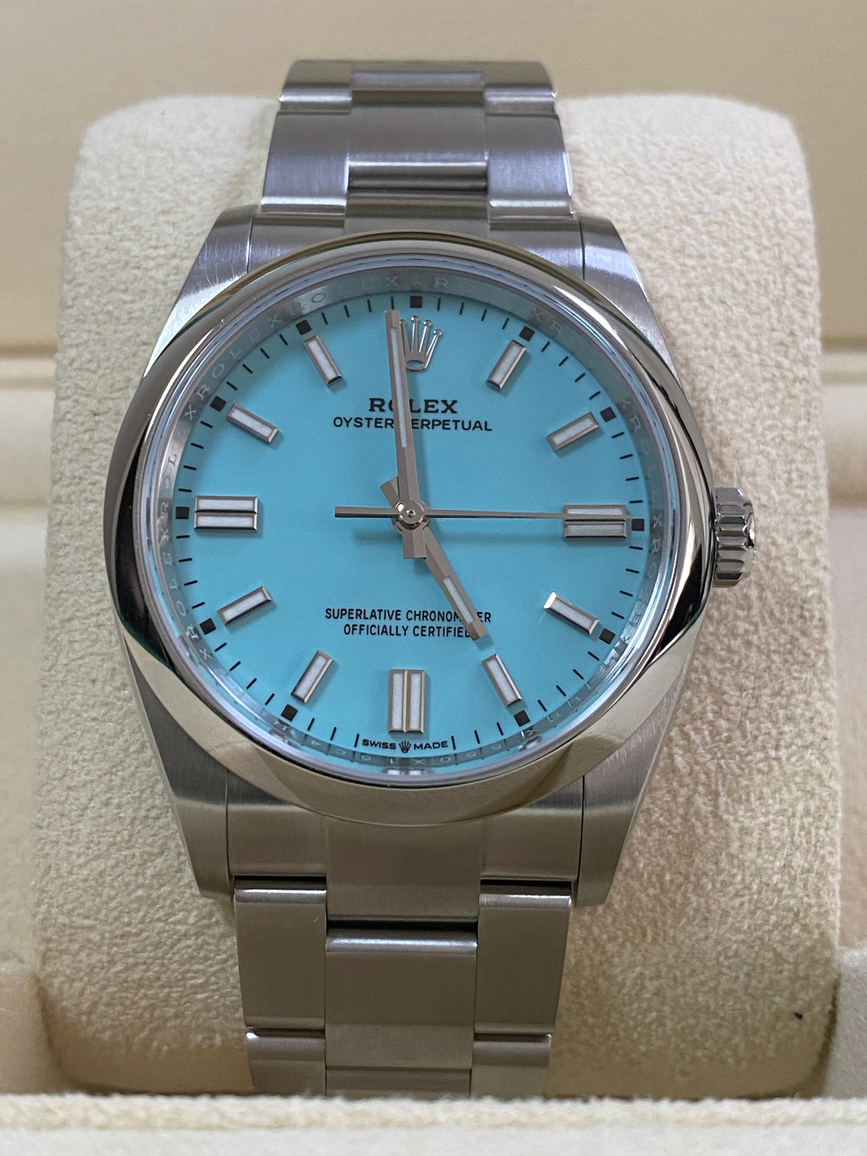Rolex Oyster Perpetual 36 - 2024 - Domed Bezel - Tiffany Dial - Oyster Bracelet - 126000 *FULL SET*