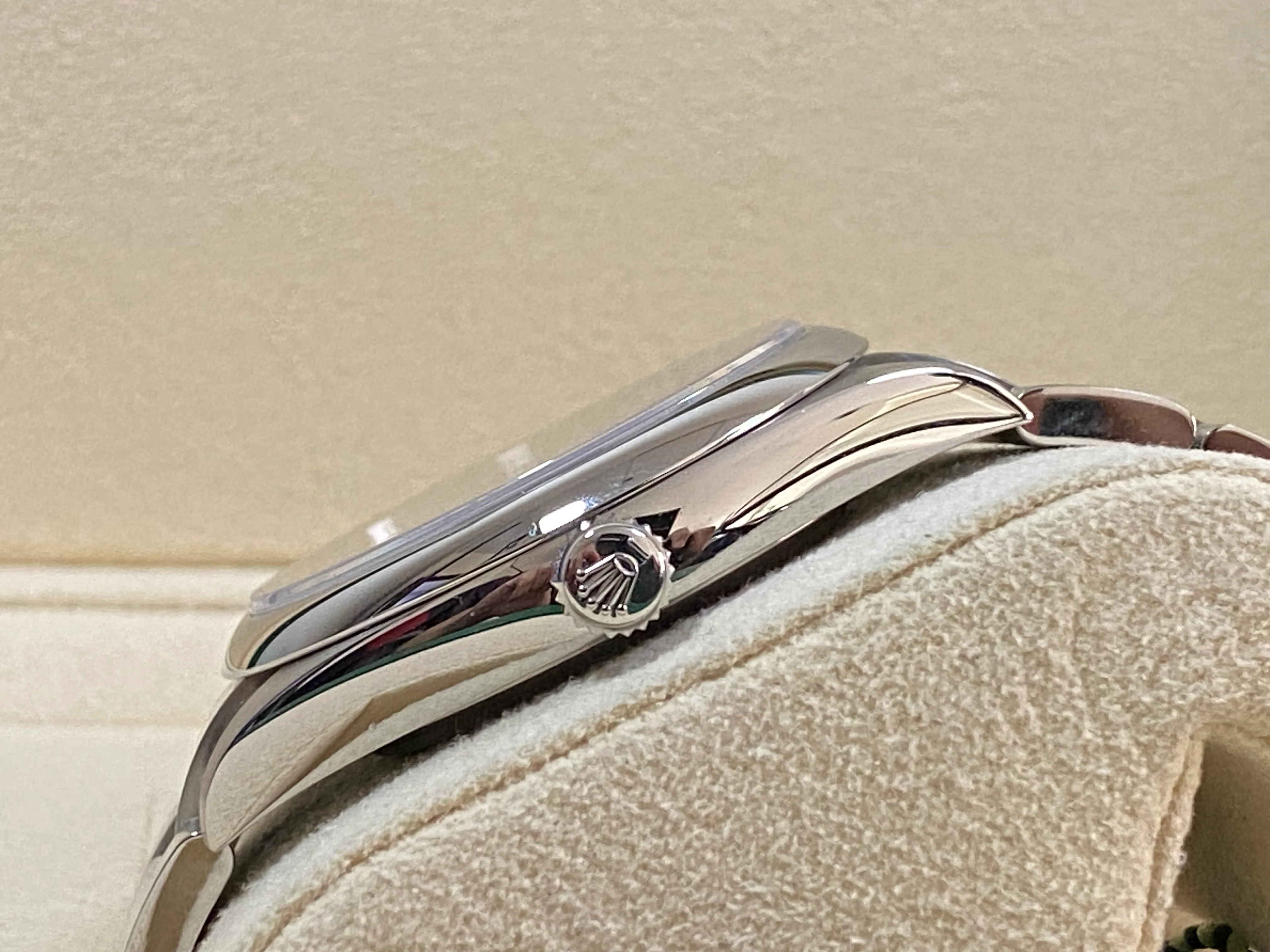 Rolex Oyster Perpetual 41 - 2020 - Domed Bezel - 