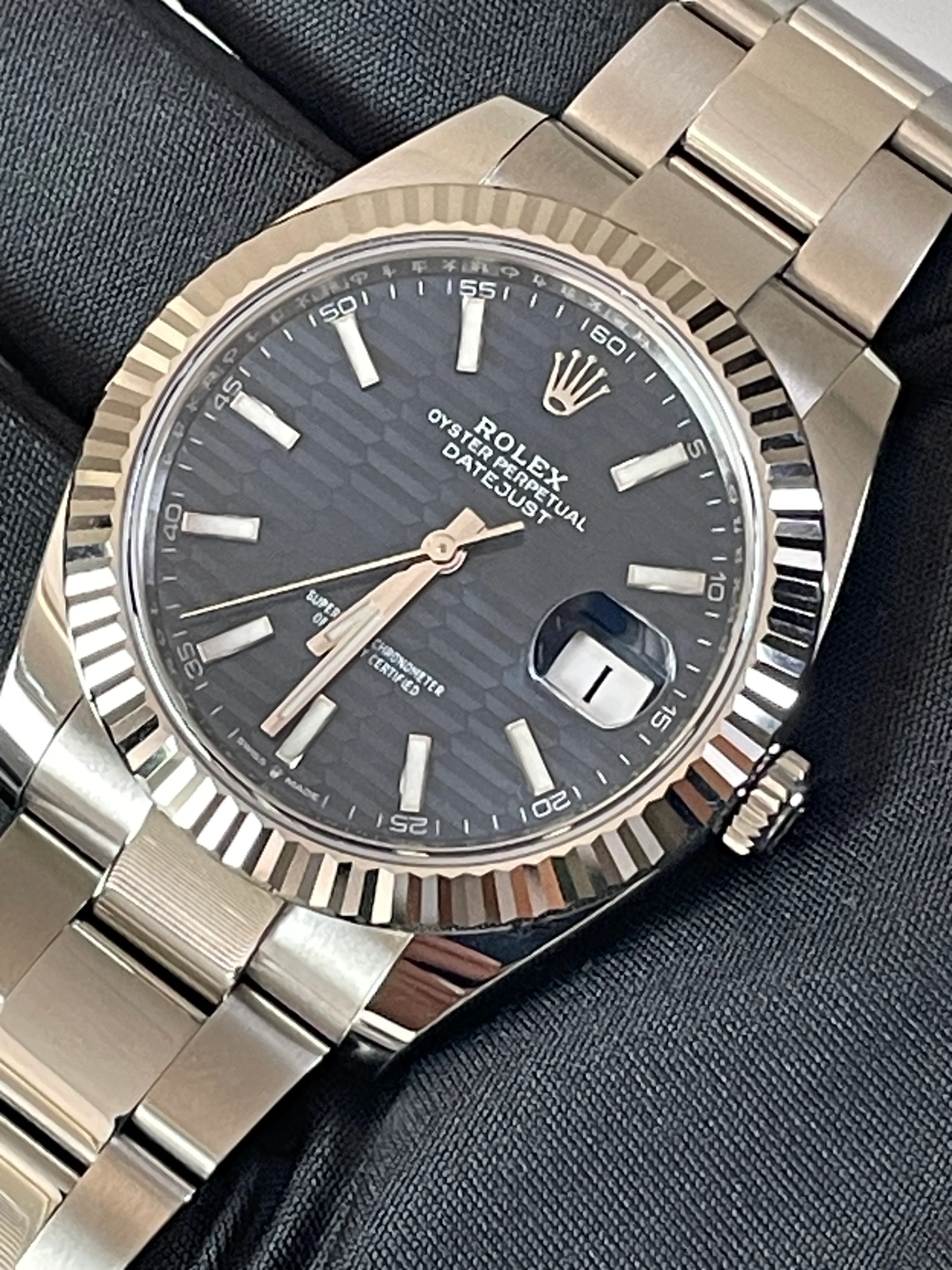 Rolex Steel Datejust 41 - 2023 - Fluted Bezel - Bright Blue Fluted-Motif Dial - Oyster Bracelet - 126334