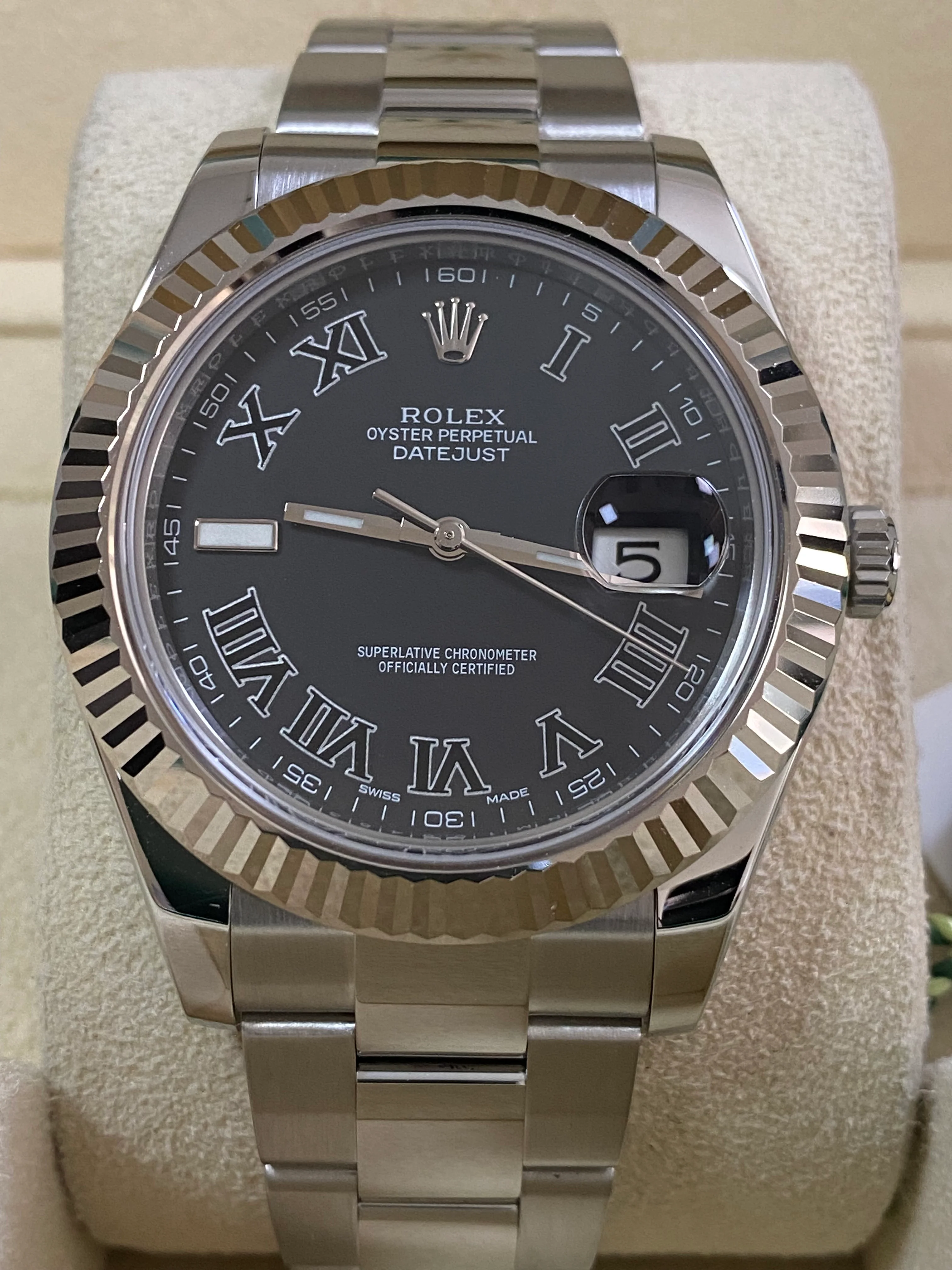 Rolex Steel Datejust II - 2017 - Fluted Bezel - Black Roman Dial - Oyster Bracelet - 116334 *FULL SET*