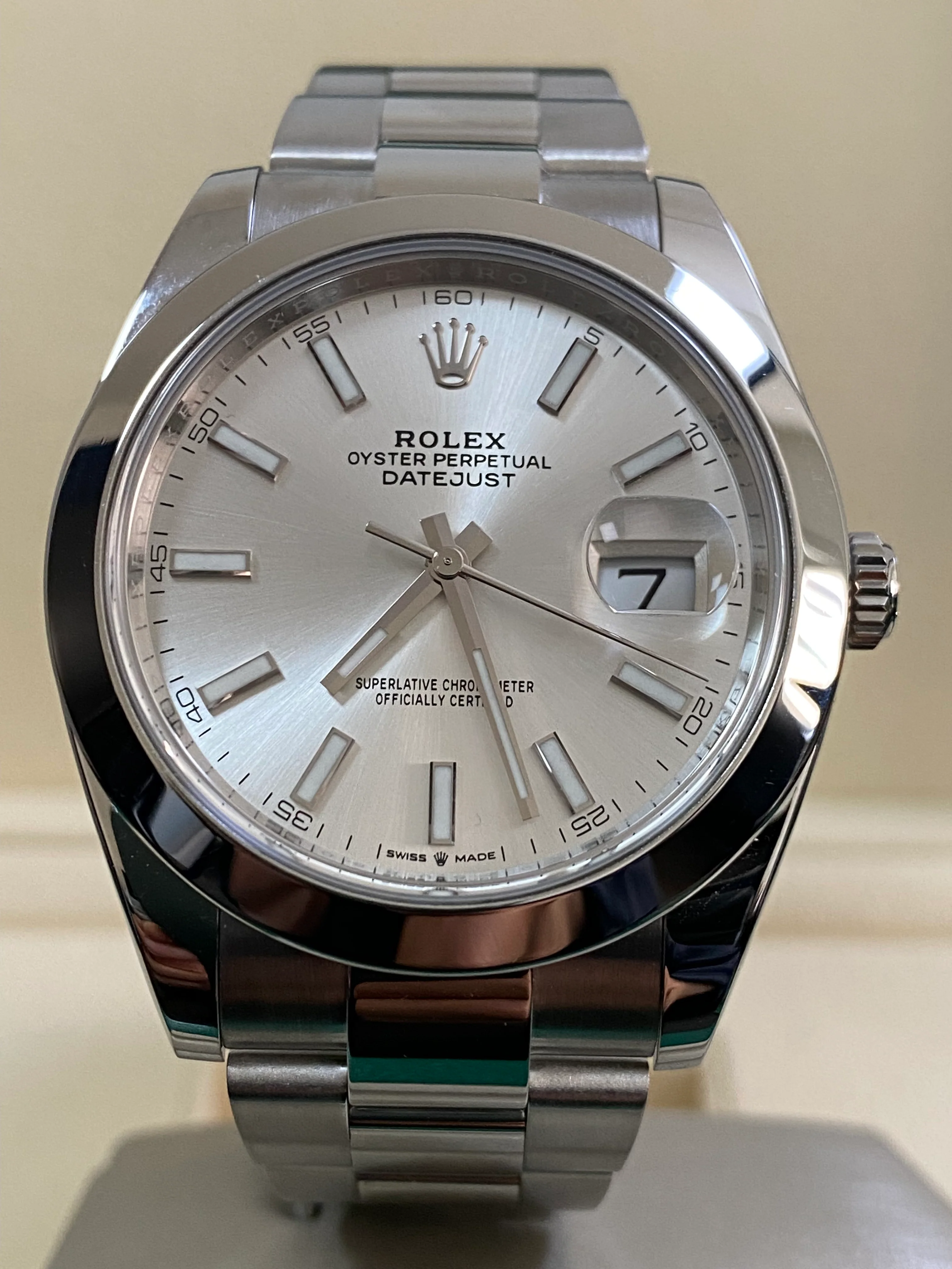 Rolex Steel Datejust 41 - 2022 - Smooth Bezel - Silver Index Dial - Oyster Bracelet - 126300 *COMPLETE SET*