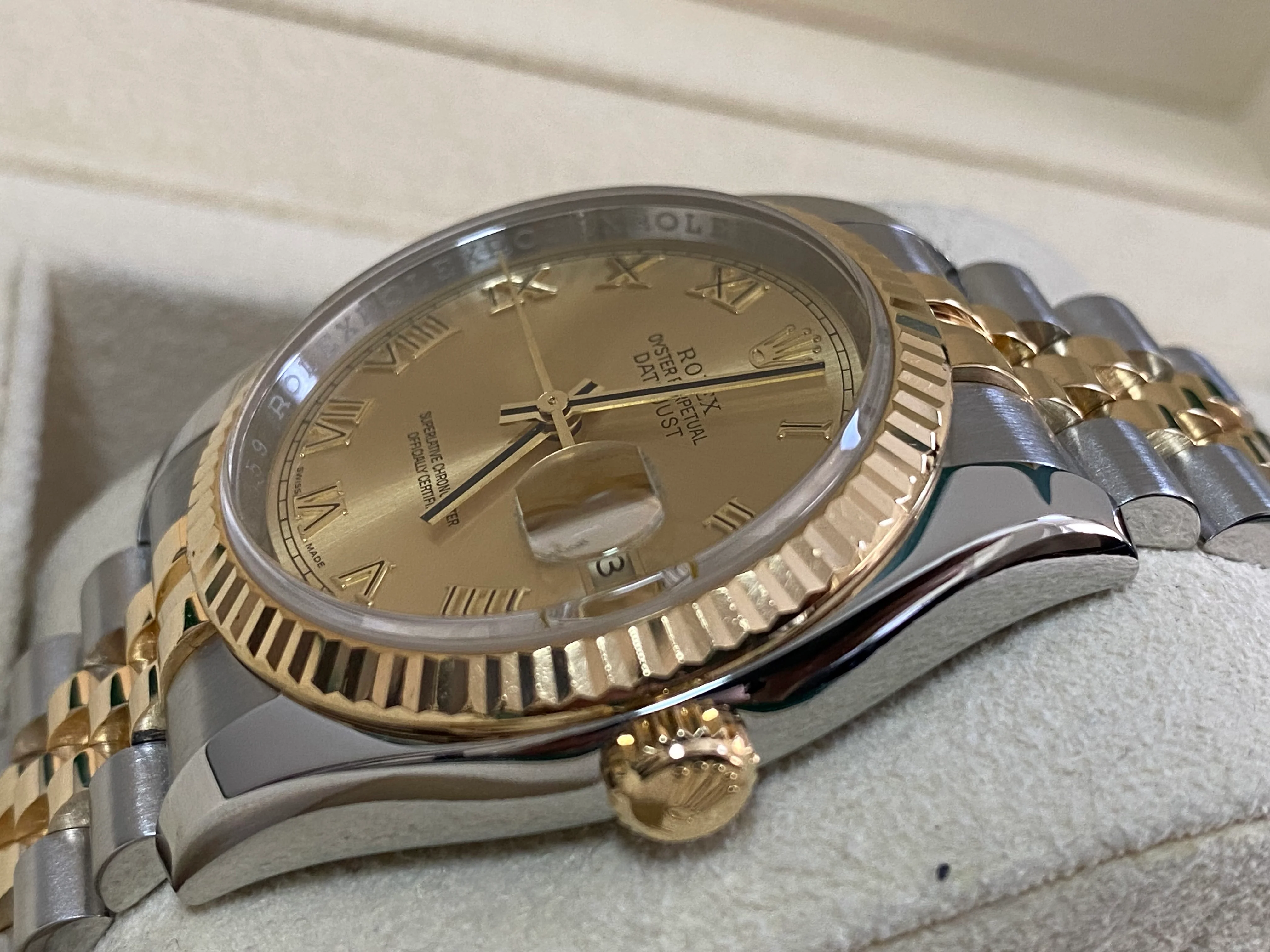 Rolex Steel and Yellow Gold Datejust 36 - G serial - Fluted Bezel - Champagne Roman Dial - Jubilee Bracelet - 116233 *OPEN CARD*