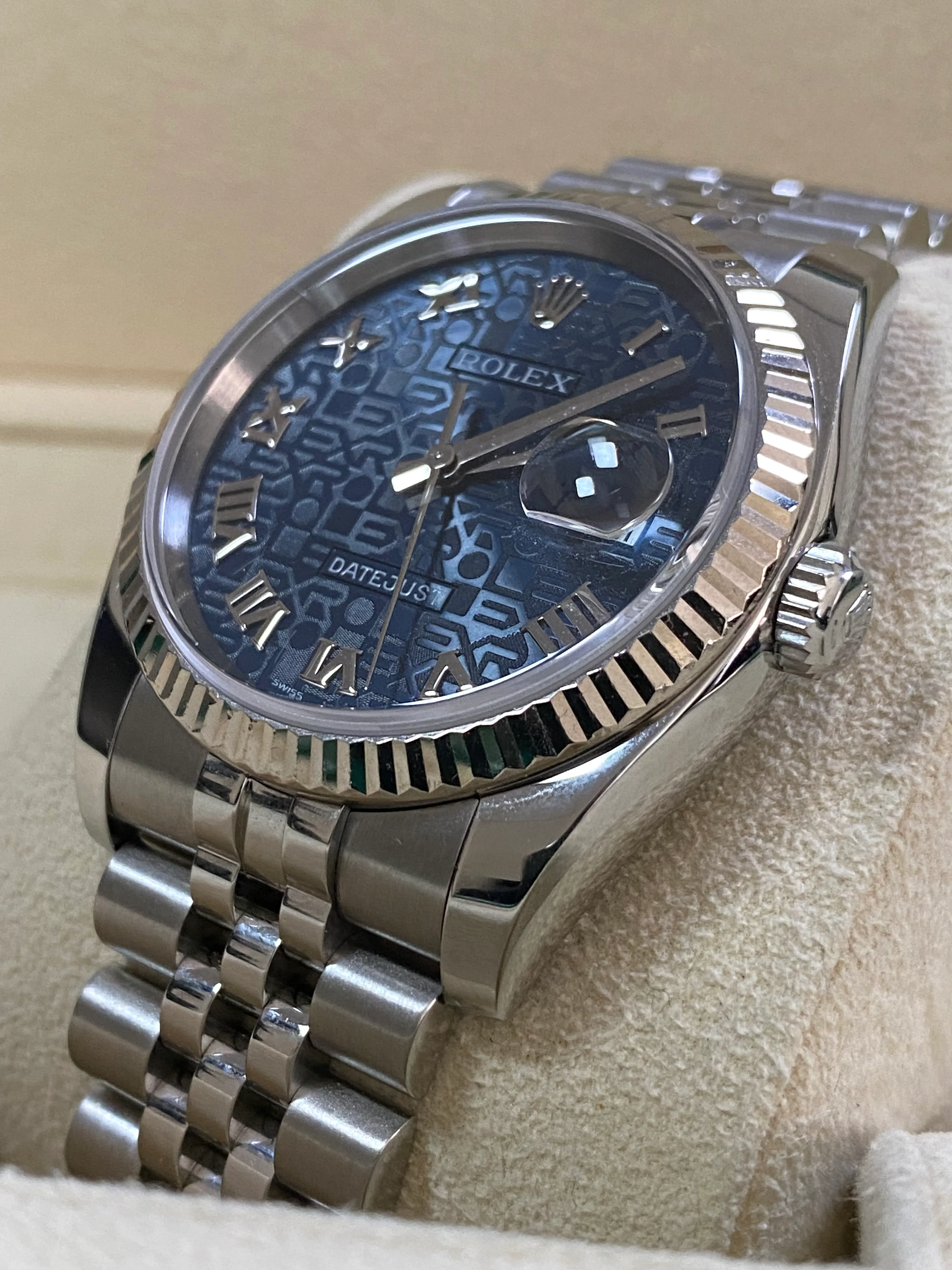 Rolex Steel Datejust 36 - D serial - Fluted Bezel - Anniversary Blue Roman Dial - Jubilee Bracelet - 116234