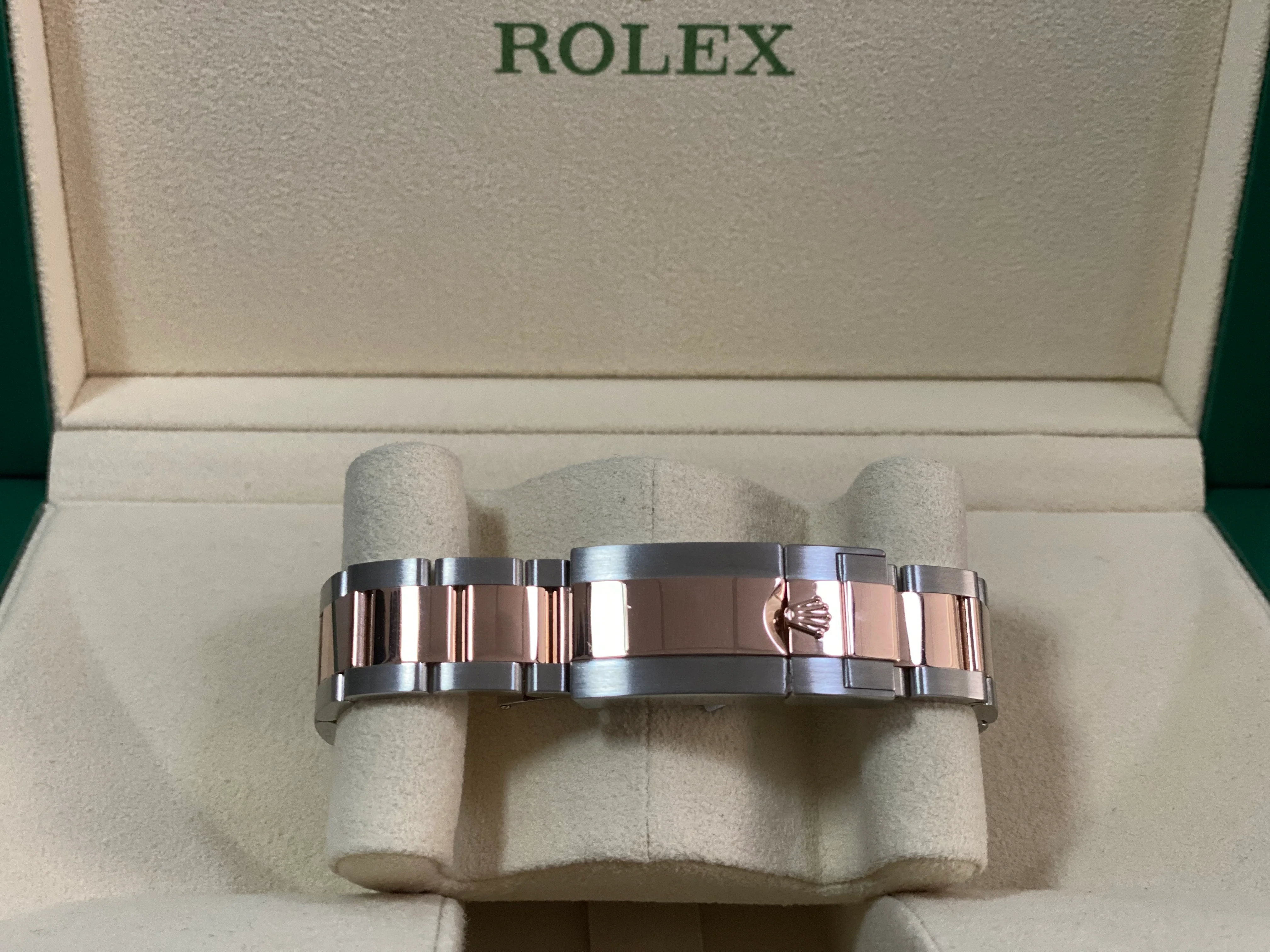 Rolex Steel and Everose Gold Yacht-Master 40 - 2023 - Chocolate Dial - 126621