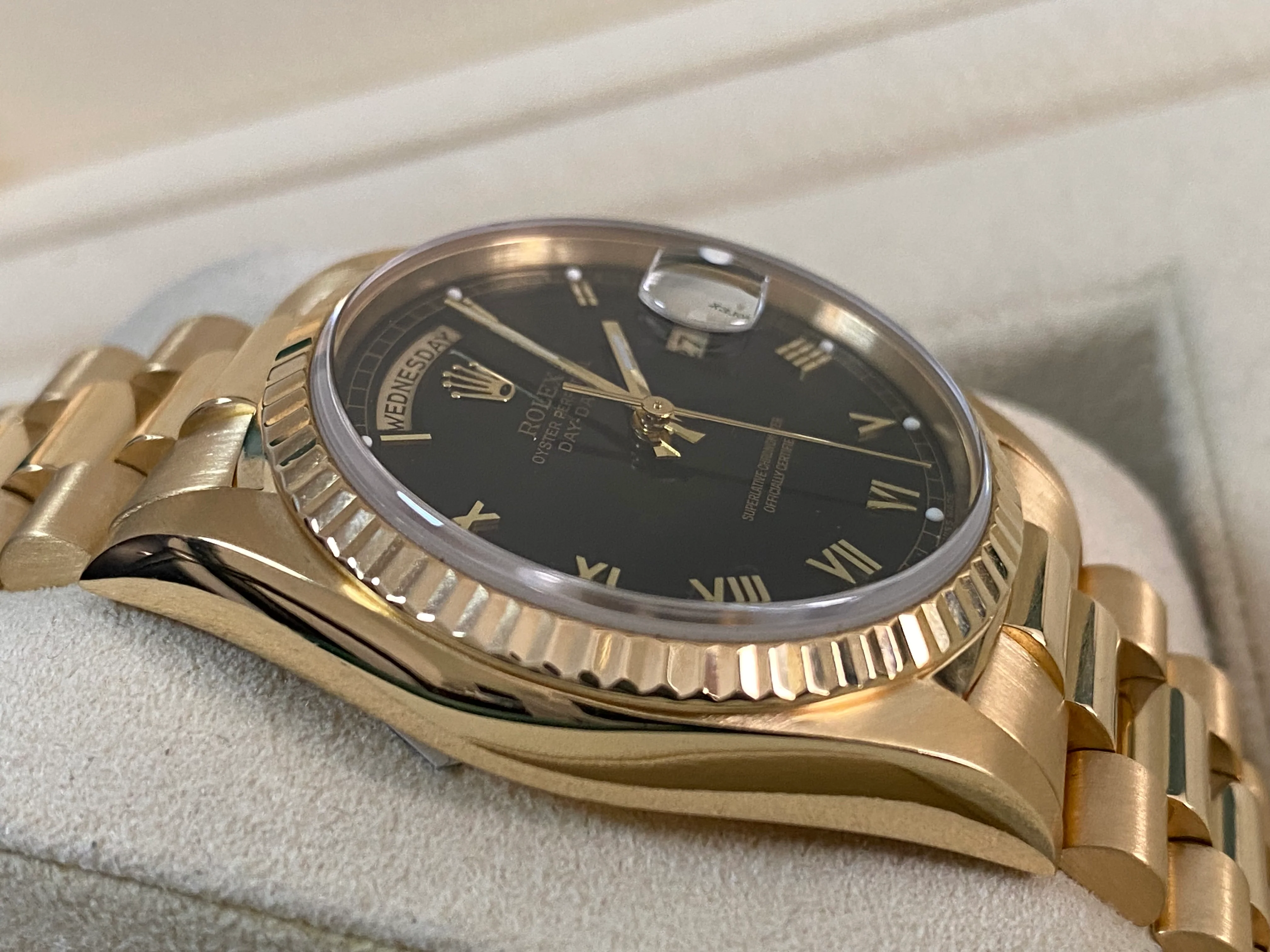 Rolex Yellow Gold Day-Date 36 - E serial - Fluted Bezel - Black Roman Dial - Double Quickset - President Bracelet - 18238