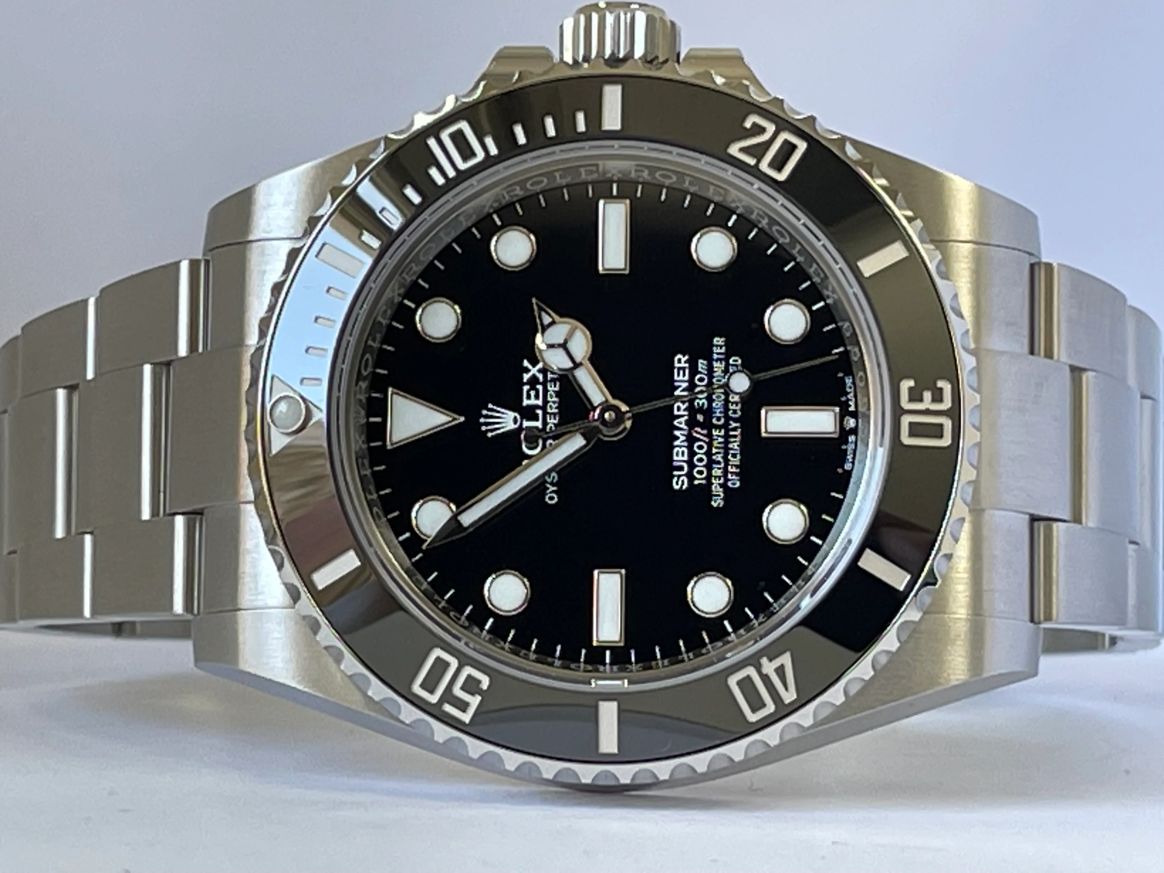 Rolex Submariner No Date - 2023 - Black Dial - 124060