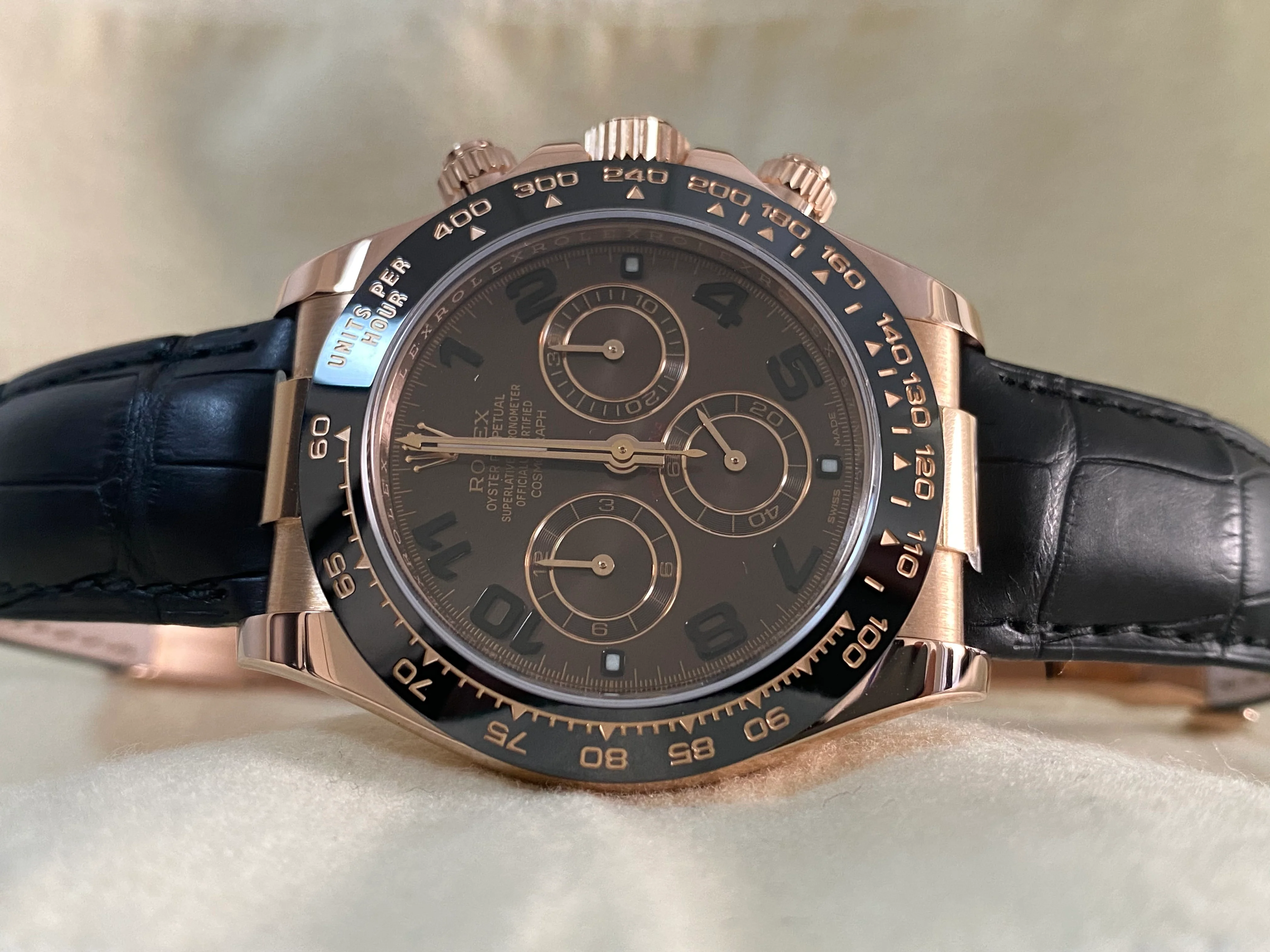 Rolex Everose Gold Cosmograph Daytona - 2015 - Chocolate Arabic Dial - Black Leather Strap - 116515LN *FULL SET*