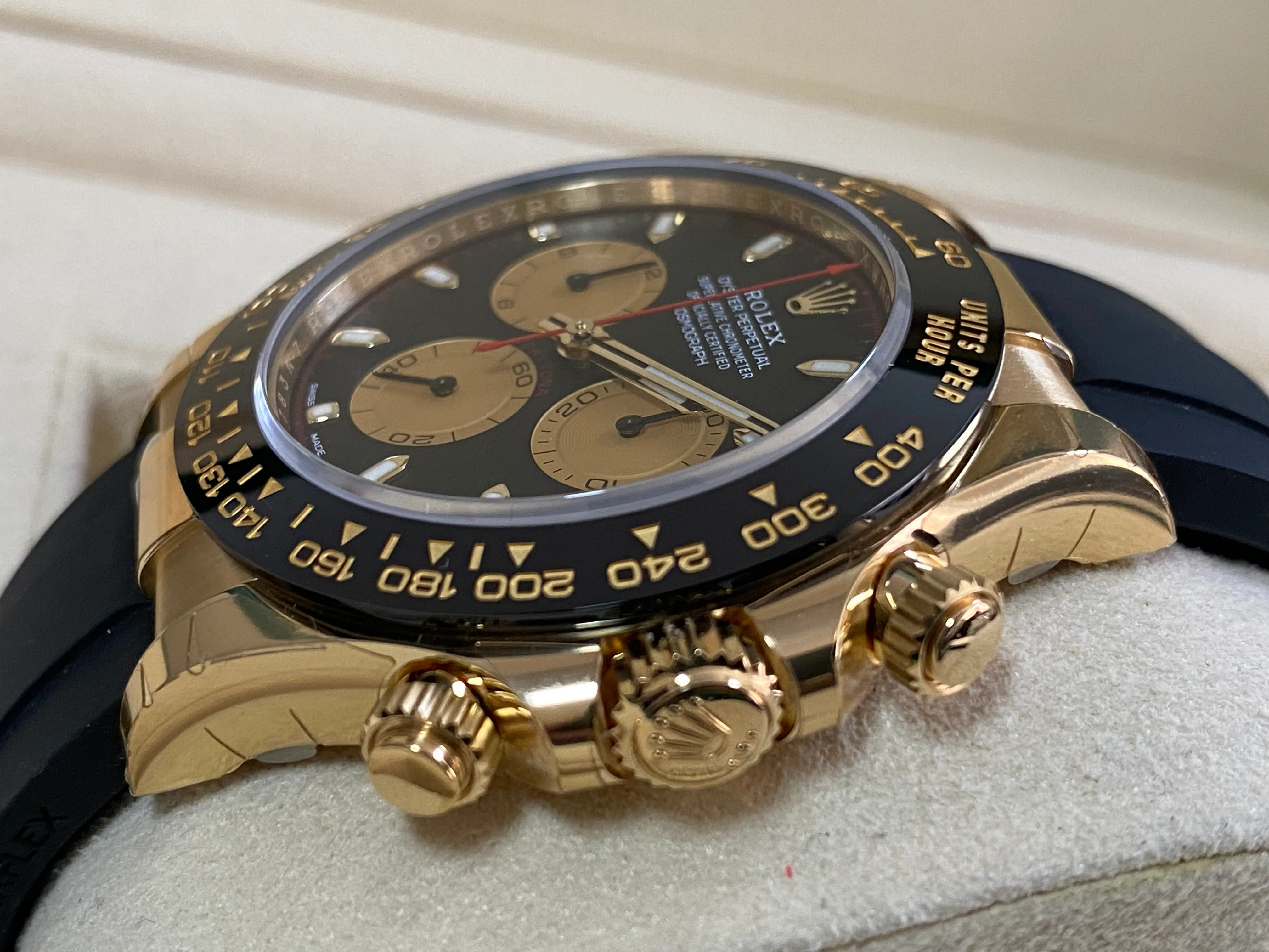 Rolex Yellow Gold Cosmograph Daytona - 2023 - 