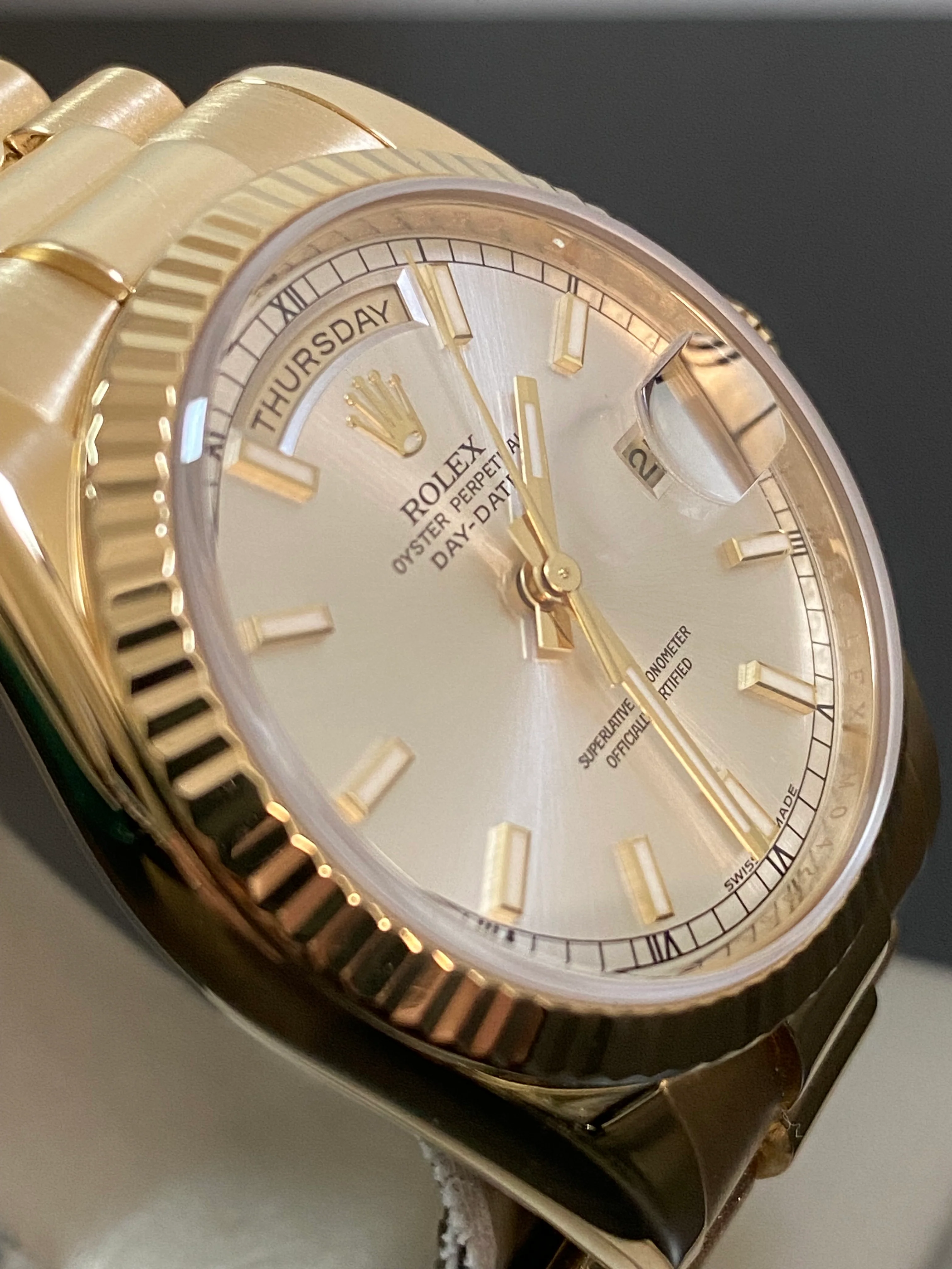 Rolex Yellow Gold Day-Date 36 - M serial - Fluted Bezel - Silver Index Dial - President Bracelet - 118238