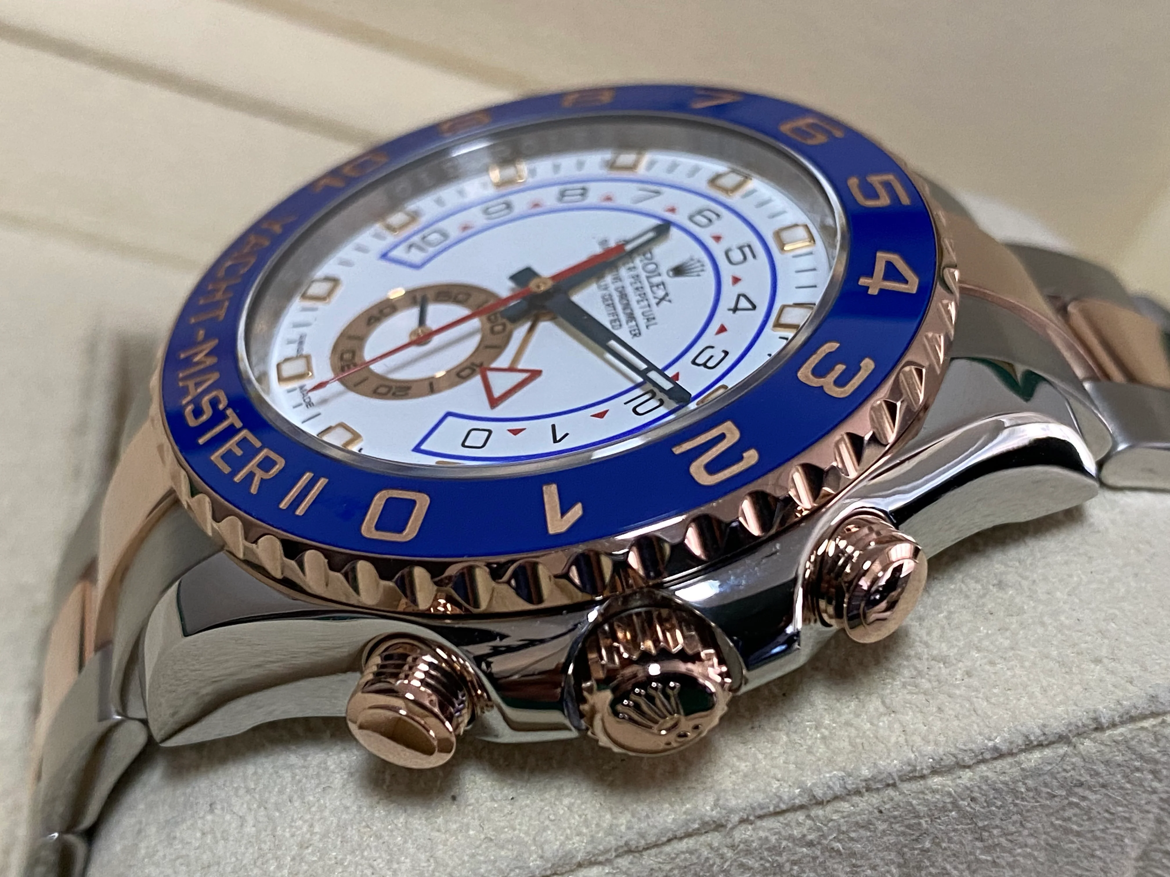 Rolex Steel and Everose Gold Yacht-Master II - 2016 - Ceramic Blue Bezel - White Dial - 116681 *FULL SET*