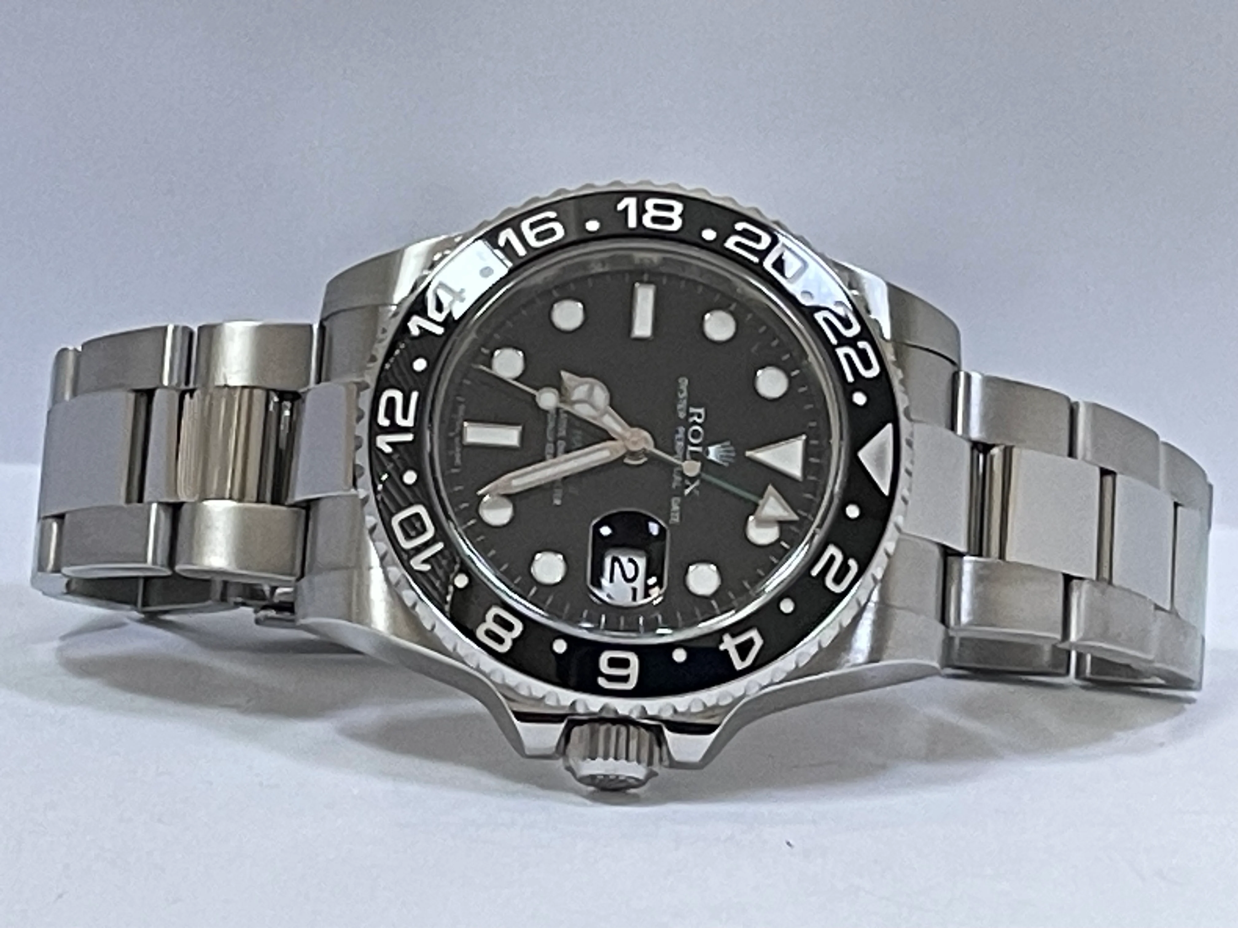 Rolex Steel GMT-Master II - M serial - Black Bezel - Black Dial - Oyster Bracelet - 116710LN