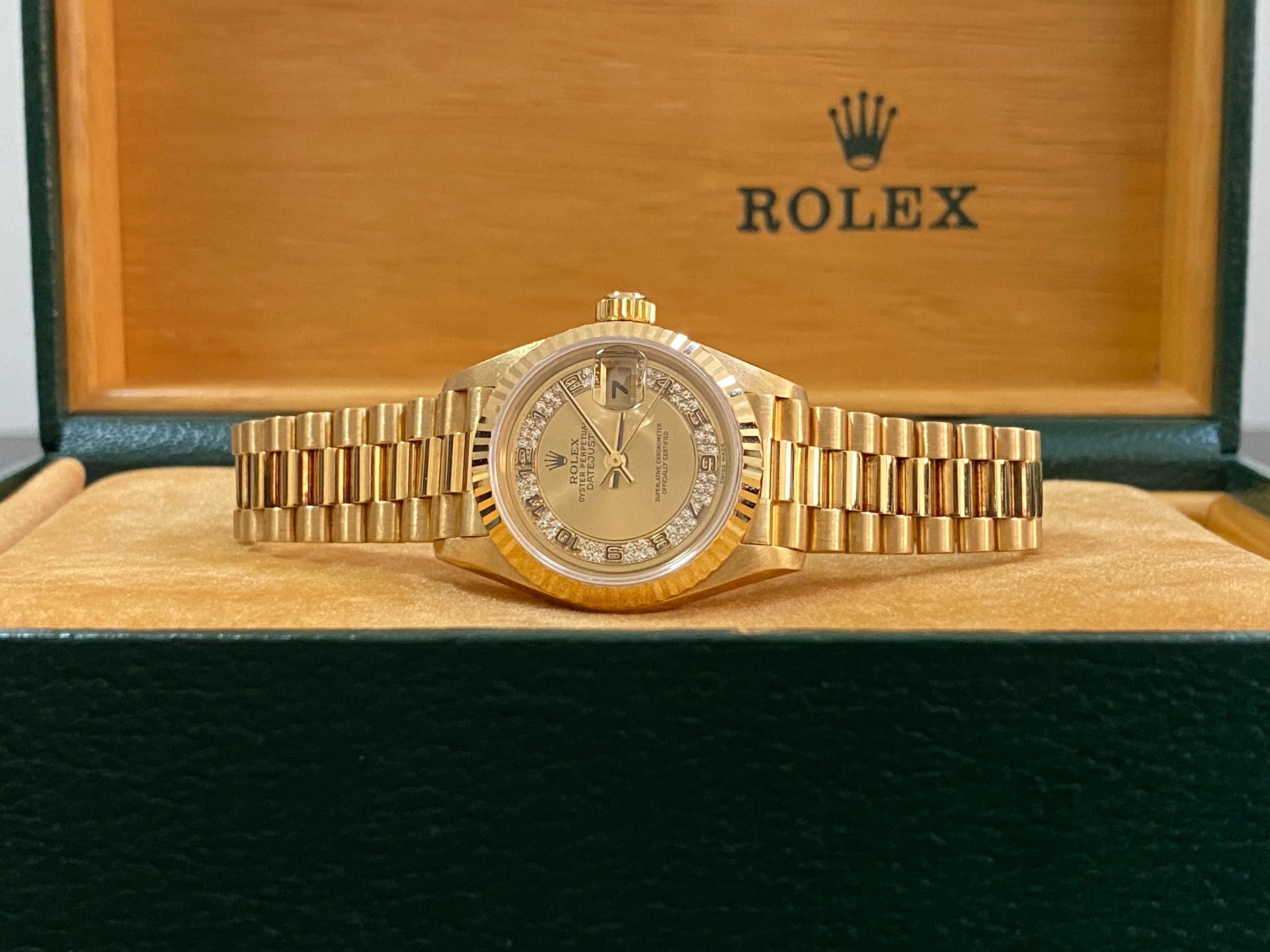Rolex Yellow Gold Lady-Datejust 26 - W serial - Fluted Bezel - Myriad Diamond Dial - President Bracelet - 69178