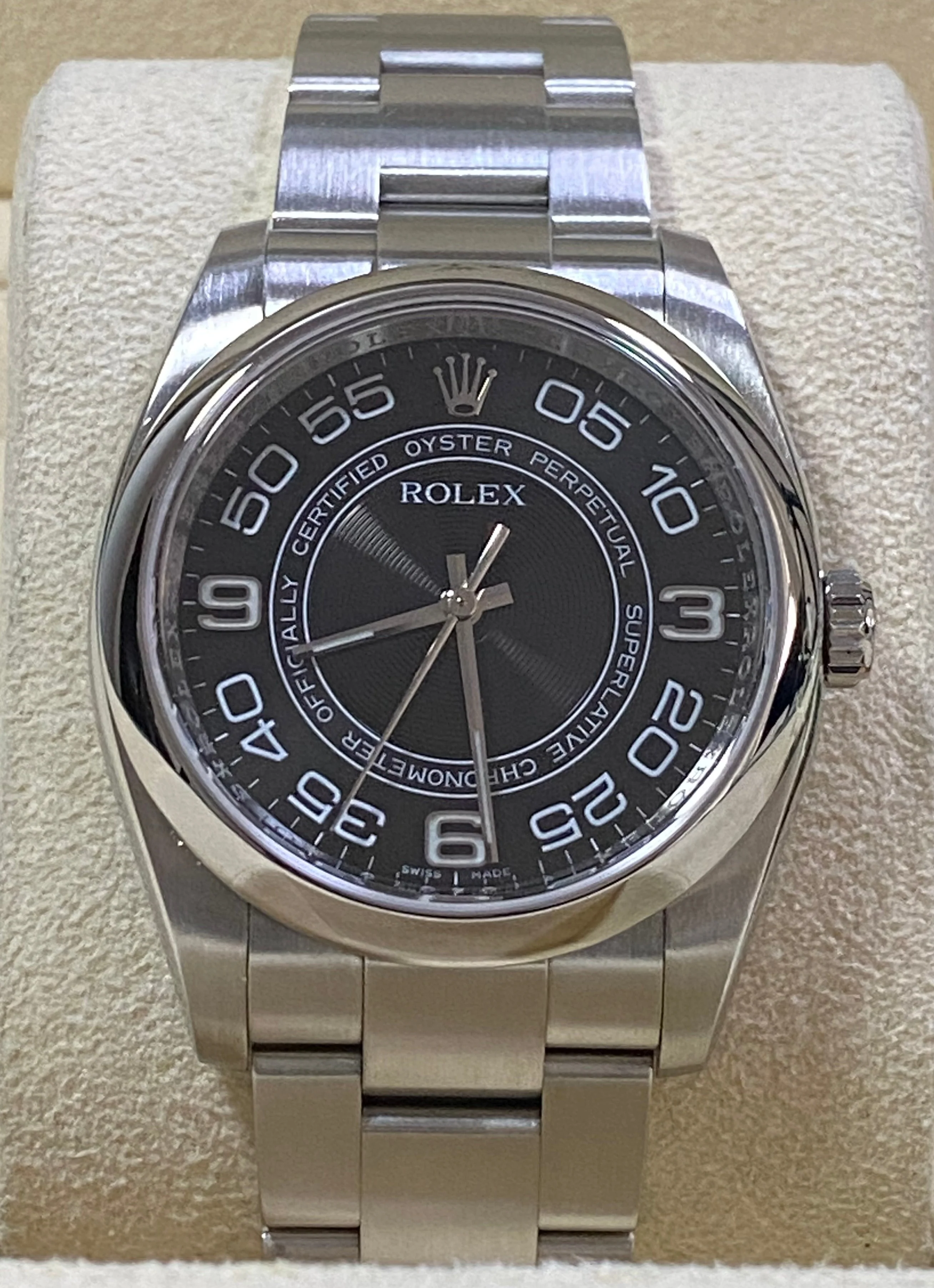 Rolex Steel Oyster Perpetual 36 - 2009 - Domed Bezel - Black Concentric Dial - 116000