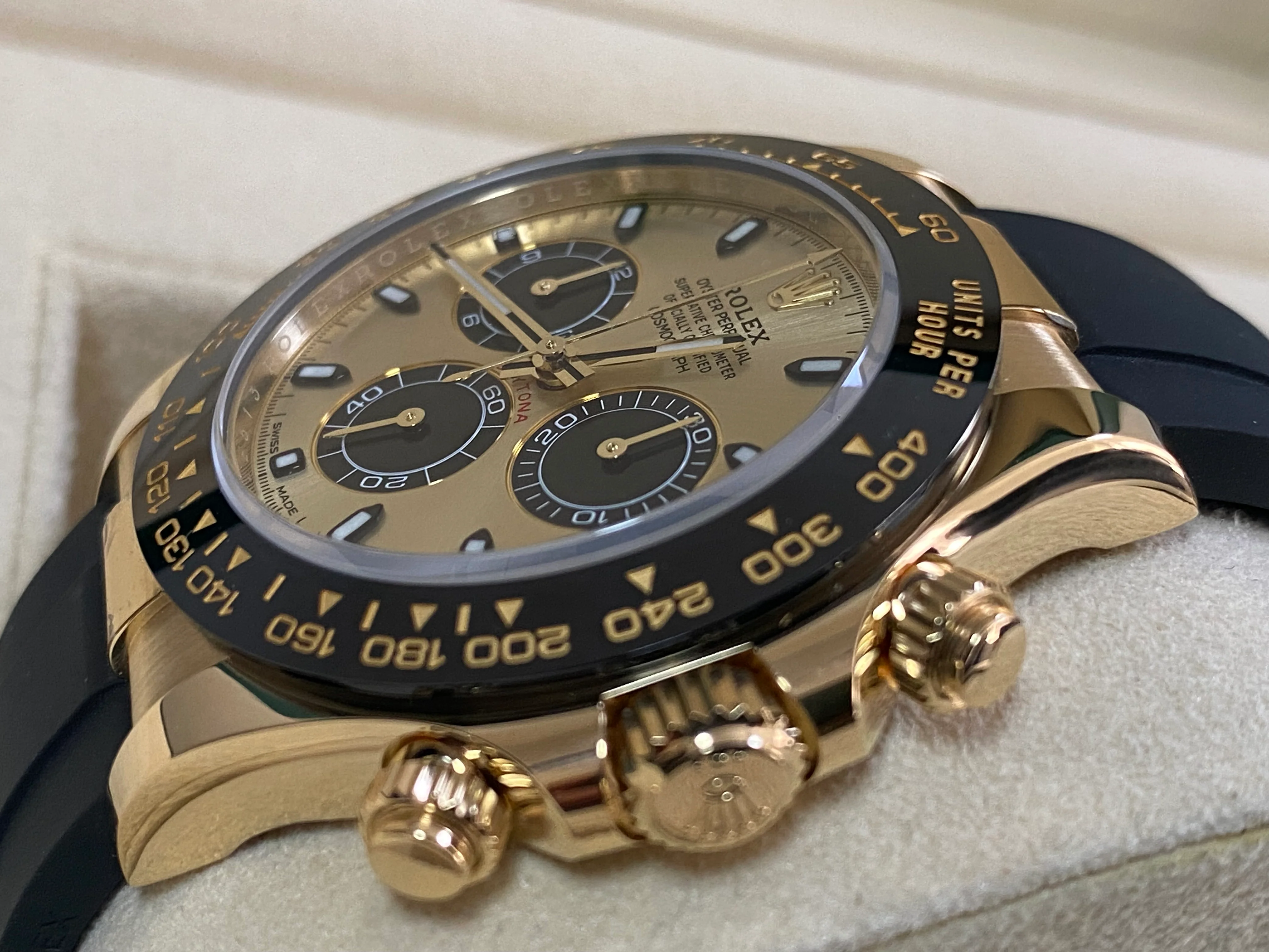 Rolex Yellow Gold Cosmograph Daytona - 2021 - YML 