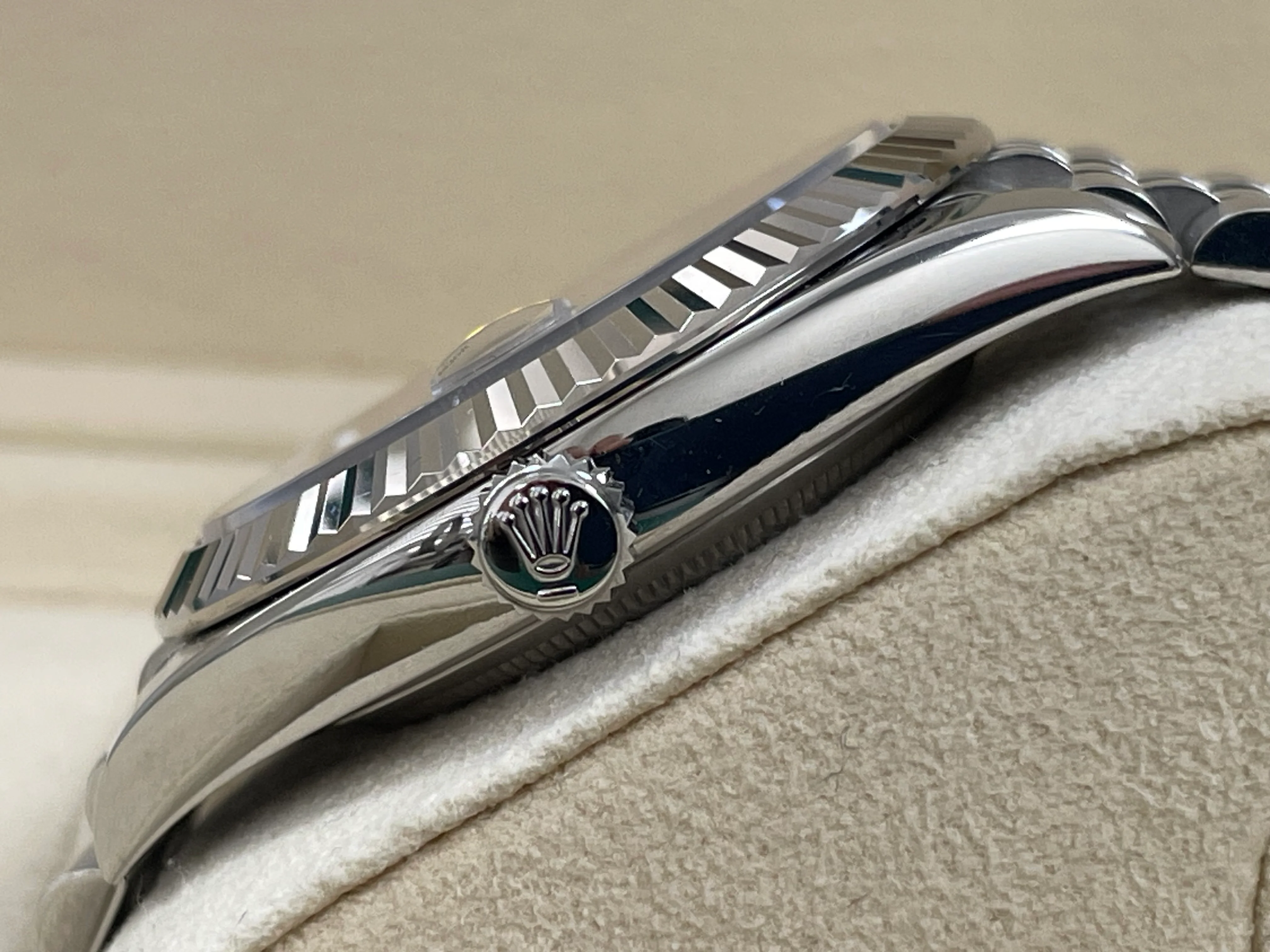 Rolex Steel and White Gold Datejust 41 - 2023 - Fluted Bezel - 