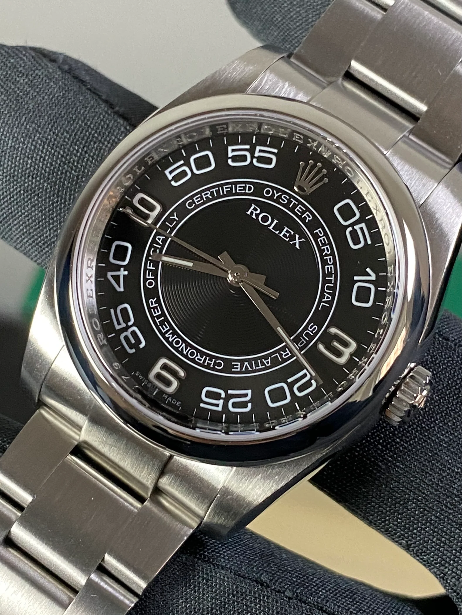 Rolex Steel Oyster Perpetual 36 - 2009 - Domed Bezel - Black Concentric Dial - 116000
