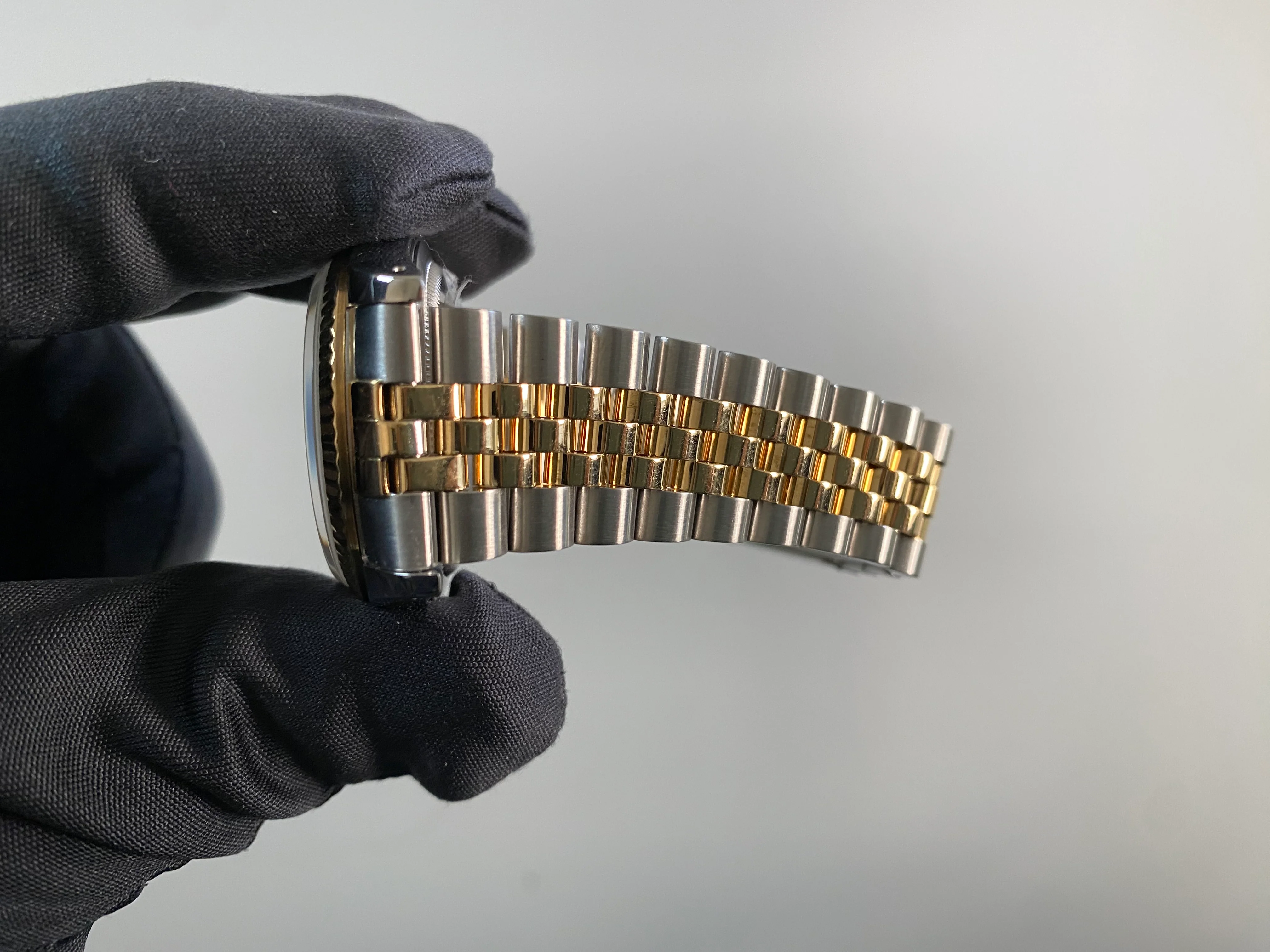 Rolex Steel and Yellow Gold Datejust 36 - L serial - Fluted Bezel - Champagne Index Dial - Jubilee Bracelet - 16233