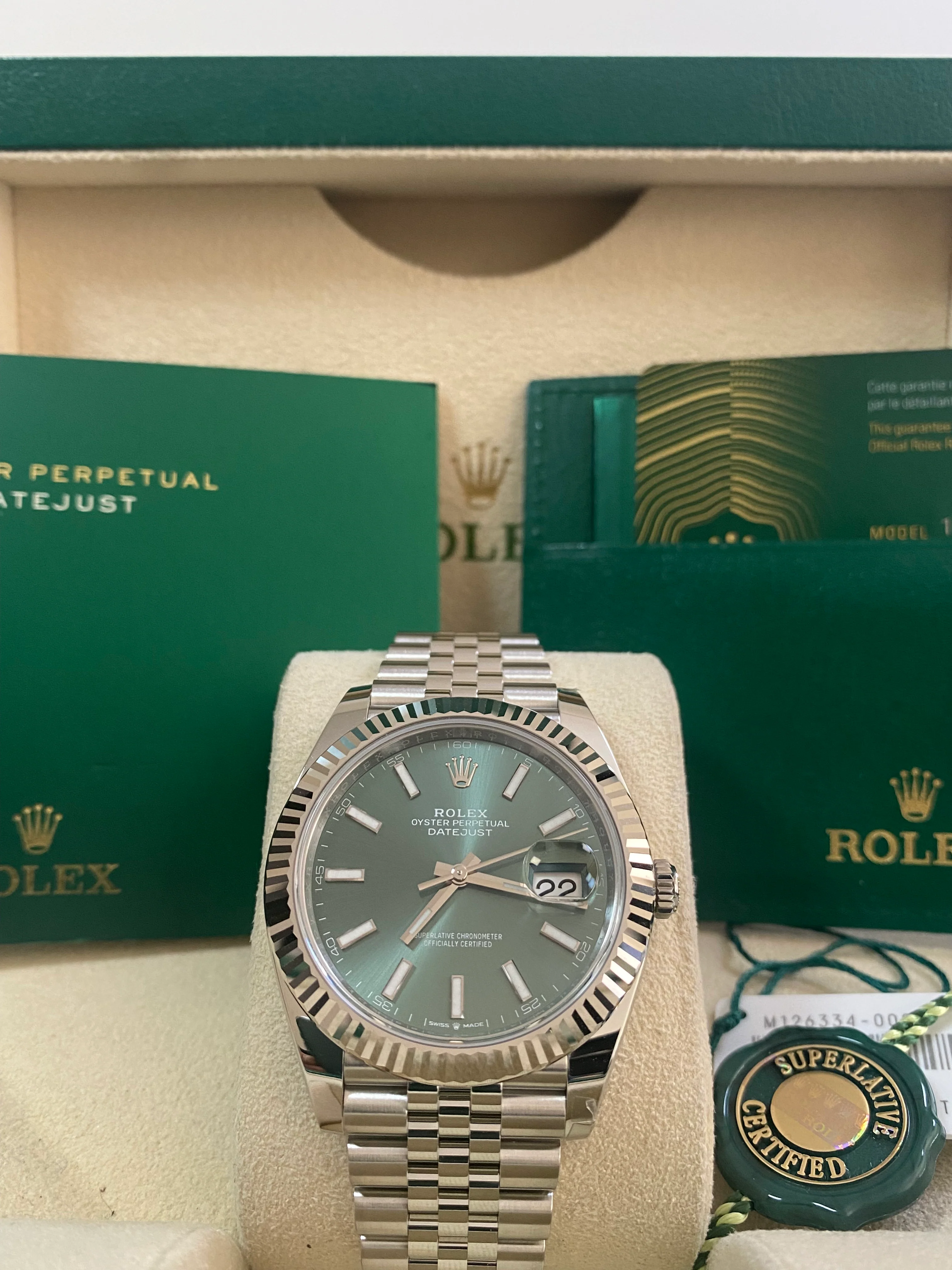 Rolex Steel and White Gold Datejust 41 - 2024 - Fluted Bezel - Mint Green Dial - Jubilee Bracelet - 126334 *FULL SET*