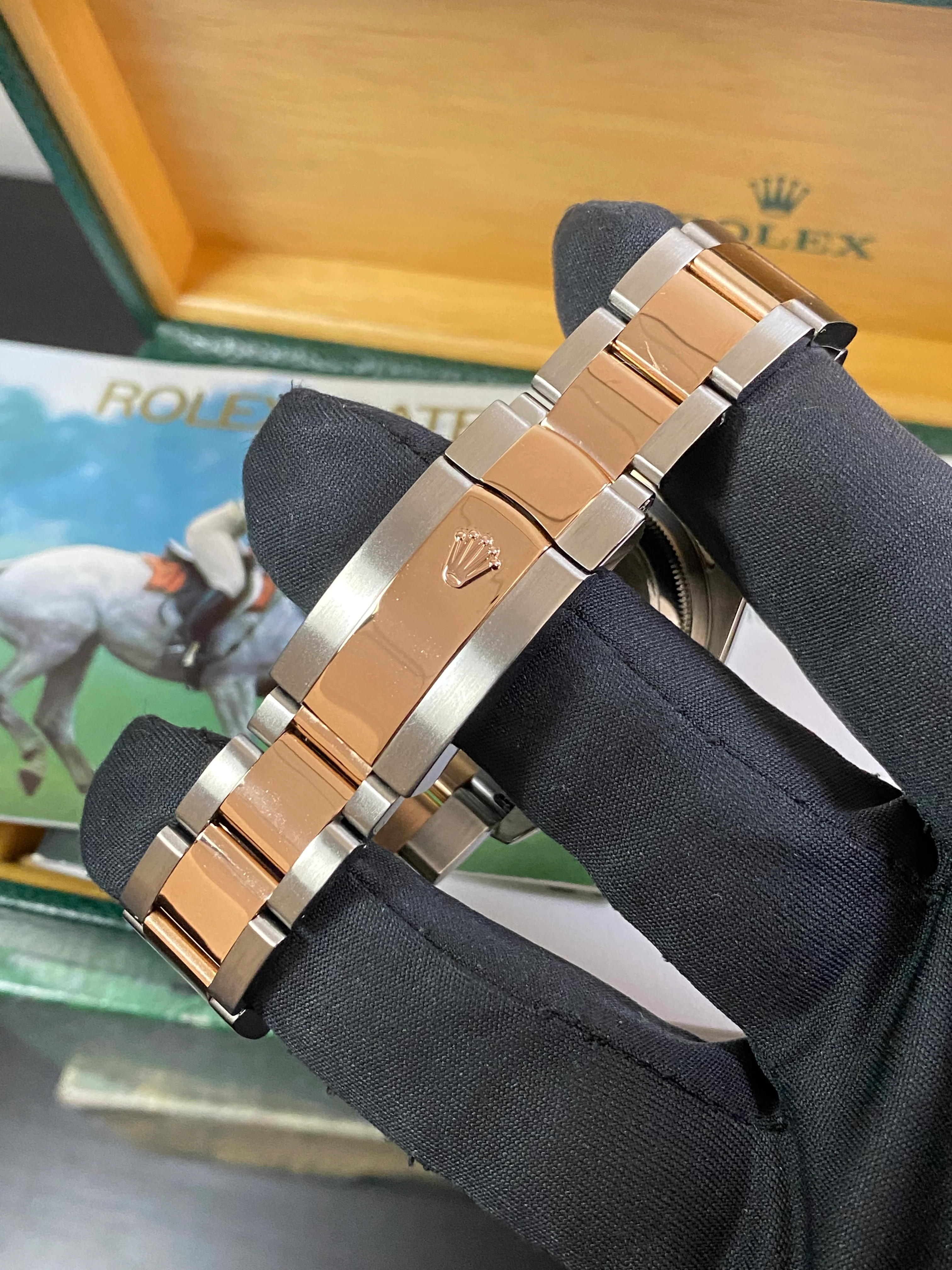 Rolex Steel and Everose Gold Datejust 36 Turn-O-Graph - 2005 - Fluted Bezel - Black Index Dial - Oyster Bracelet - 116261 *FULL SET*