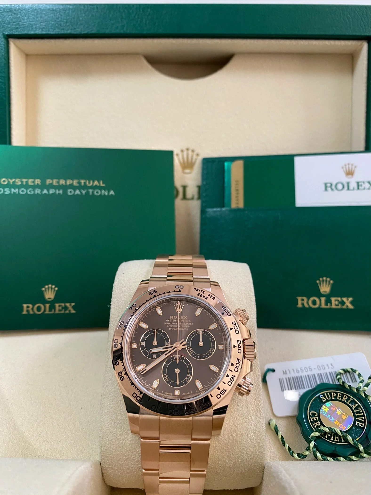 Rolex Everose Gold Cosmograph Daytona - 2020 - Chocolate Index Dial - 116505 *COMPLETE SET*