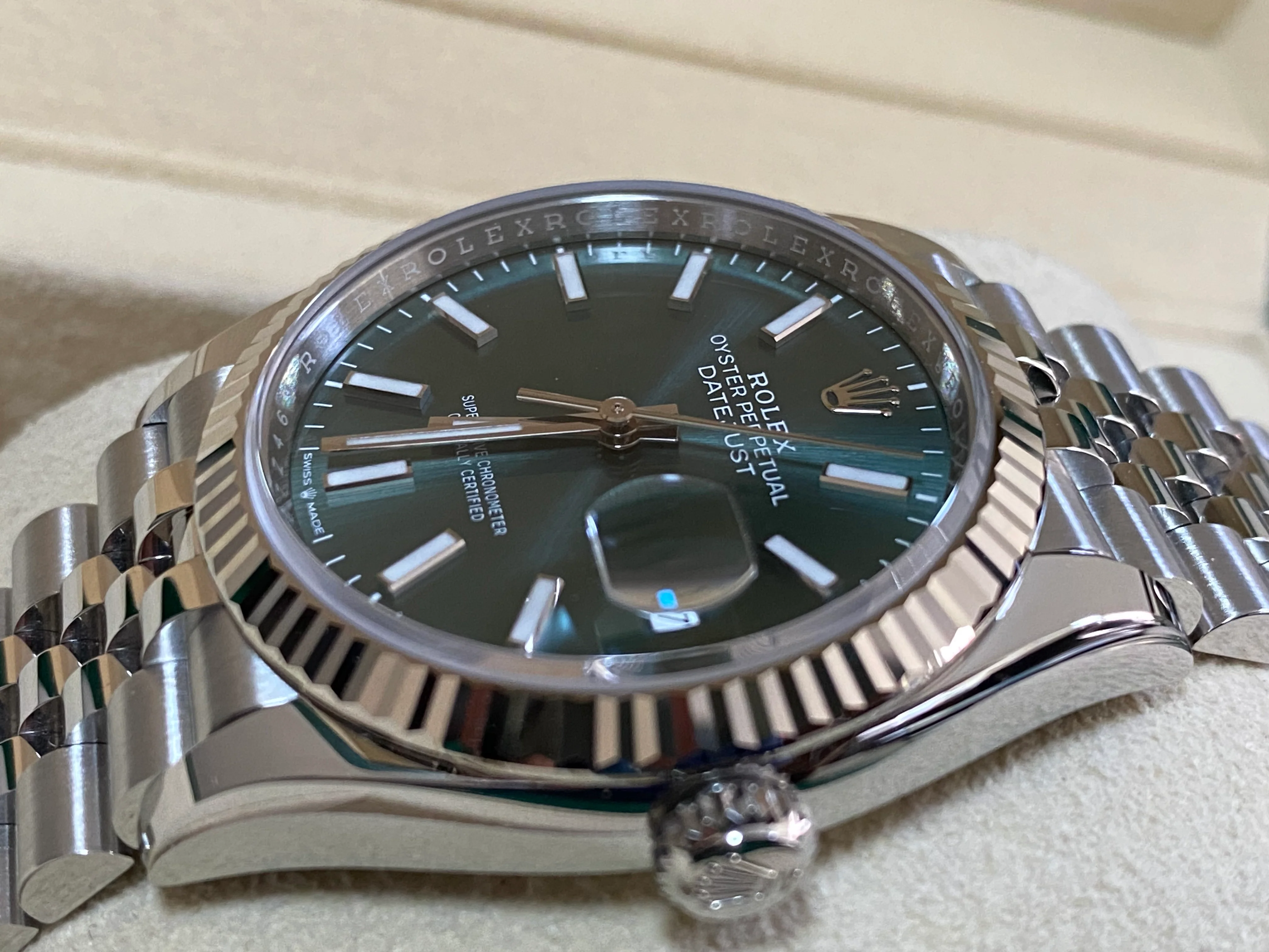 Rolex Steel Datejust 36 - 2024 - Fluted Bezel - Mint Green Dial - Jubilee Bracelet - 126234 *COMPLETE SET*