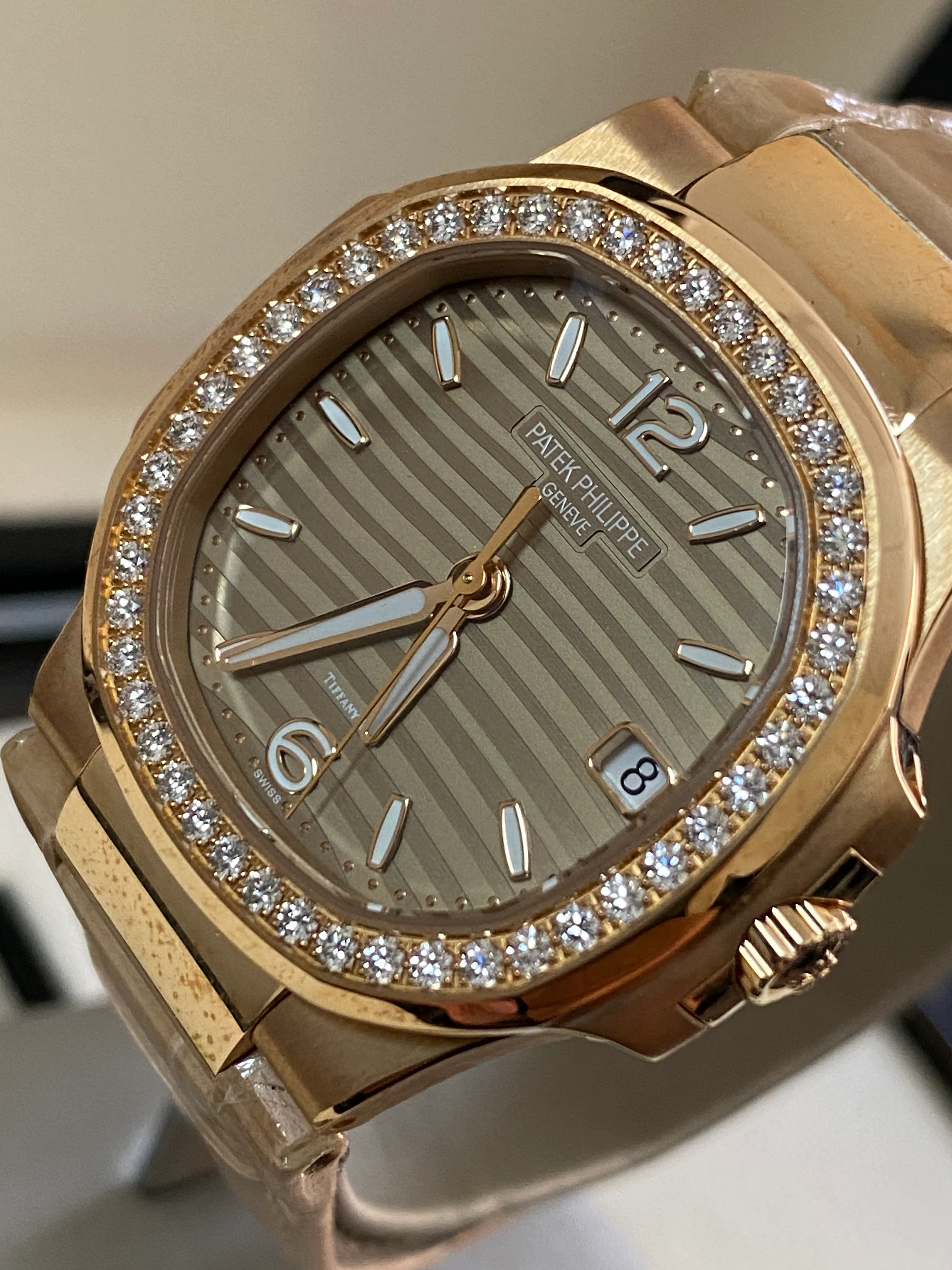 Patek Philippe Rose Gold Ladies Nautilus - 