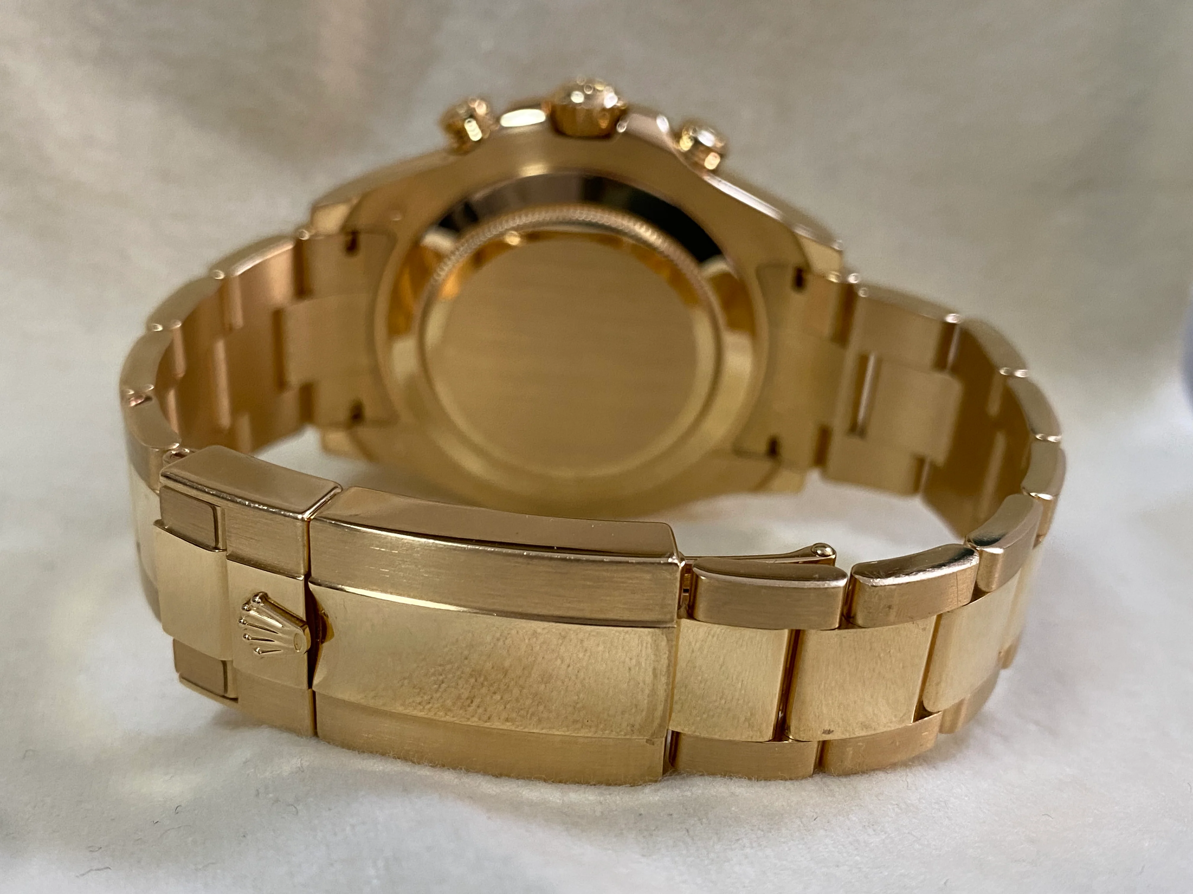 Rolex Yellow Gold Yacht-Master II - 2018 - White Dial - 116688 *UNPOLISHED*