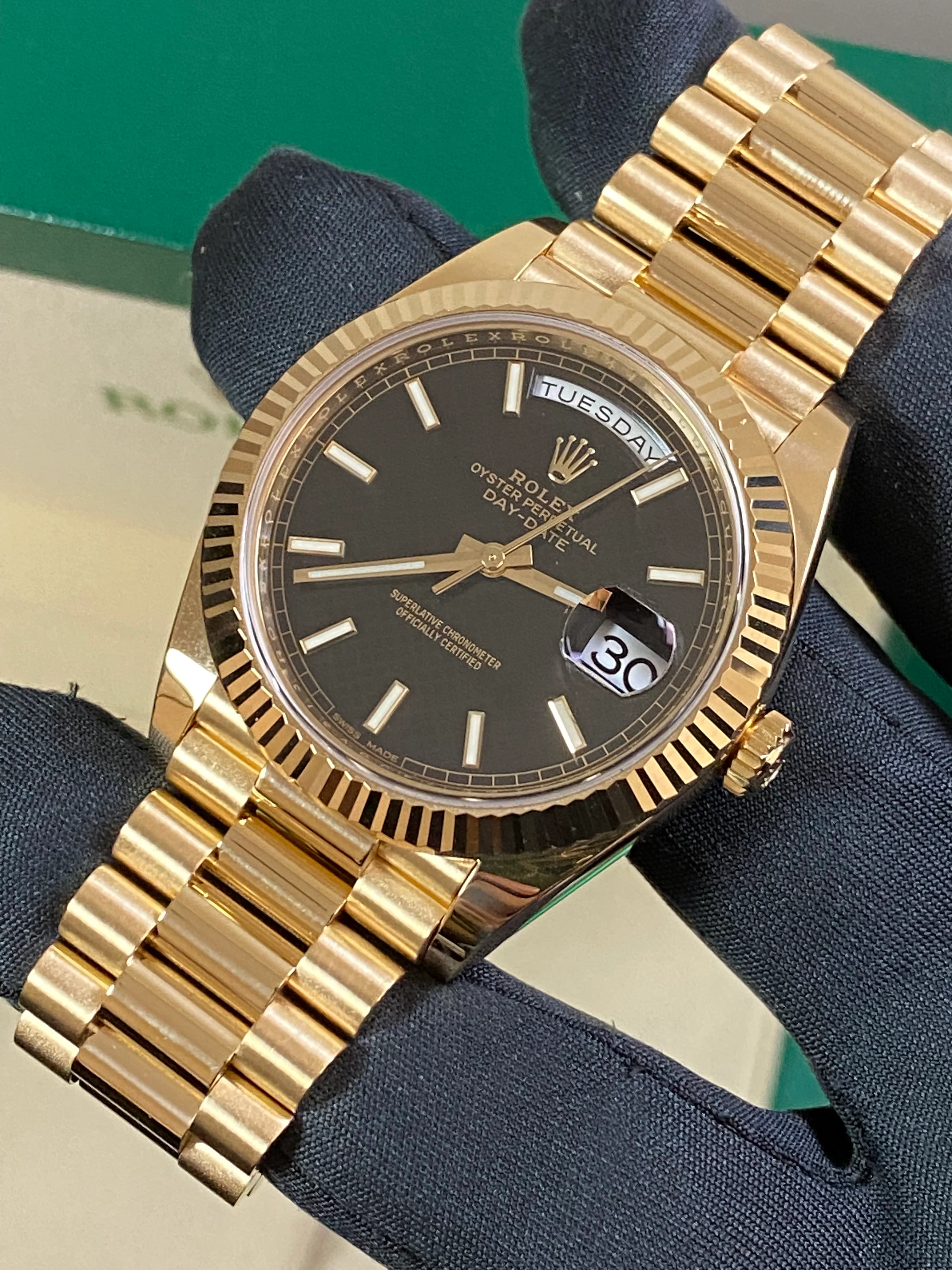 Rolex Yellow Gold Day-Date 40 - 2016 - Fluted Bezel - Black Motif Dial - President Bracelet - 228238