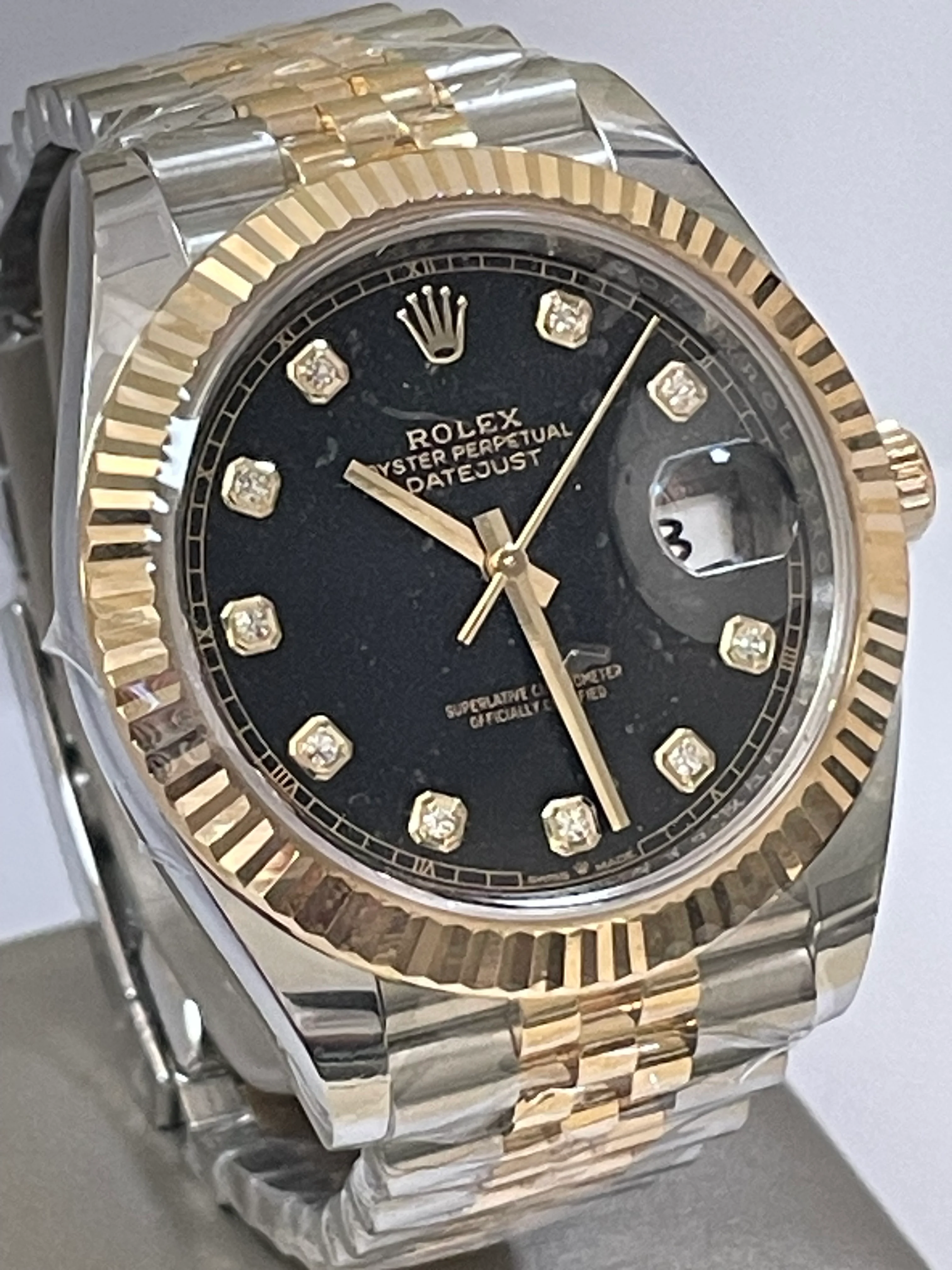 Rolex Steel and Yellow Gold Datejust 41  - 2023 - Fluted Bezel - Black Diamond Dial - Jubilee Bracelet - 126333