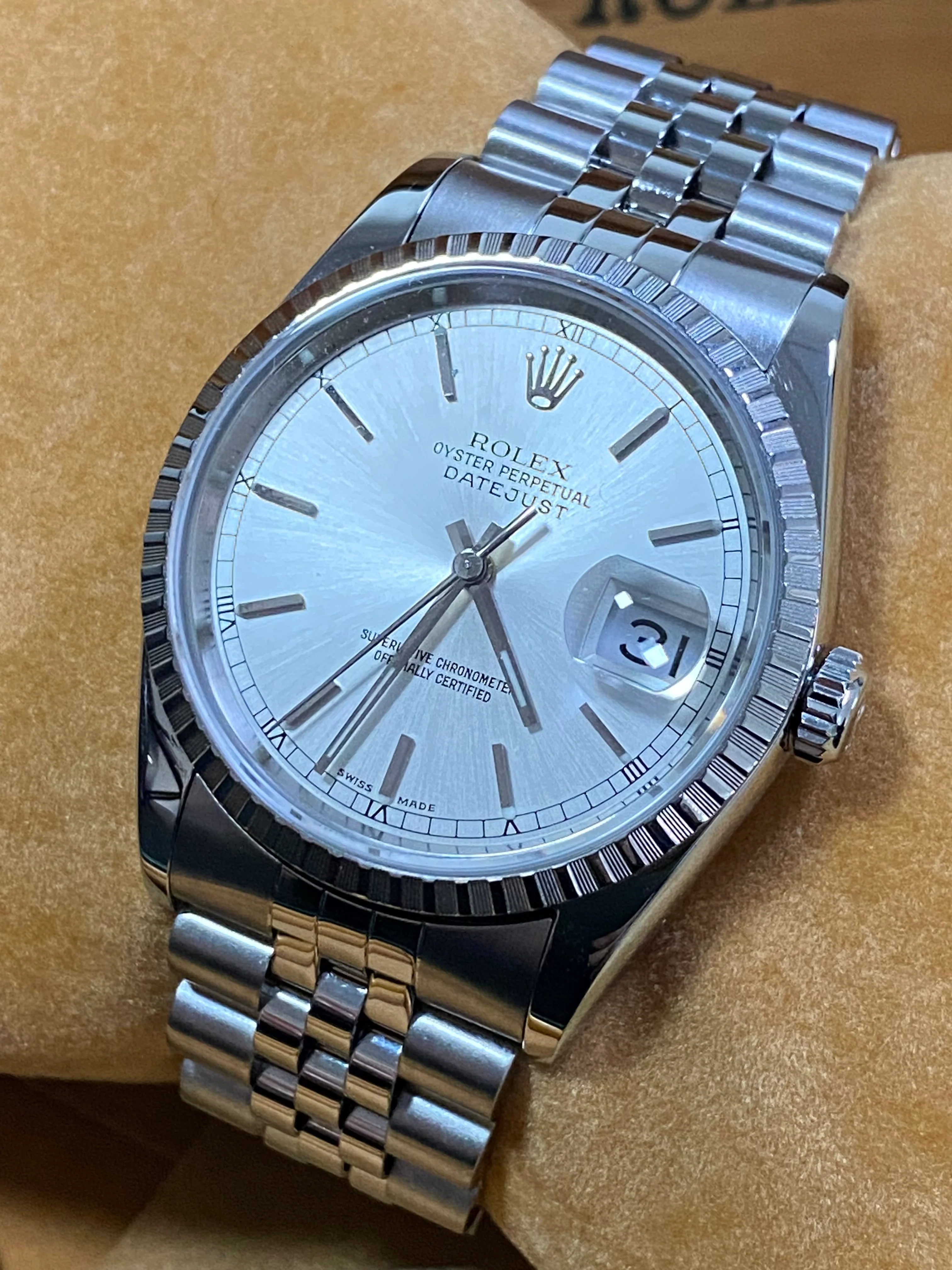 Rolex Steel Datejust 36 - F Serial - Fluted Bezel - Silver Index Dial - Jubilee Bracelet - 16220