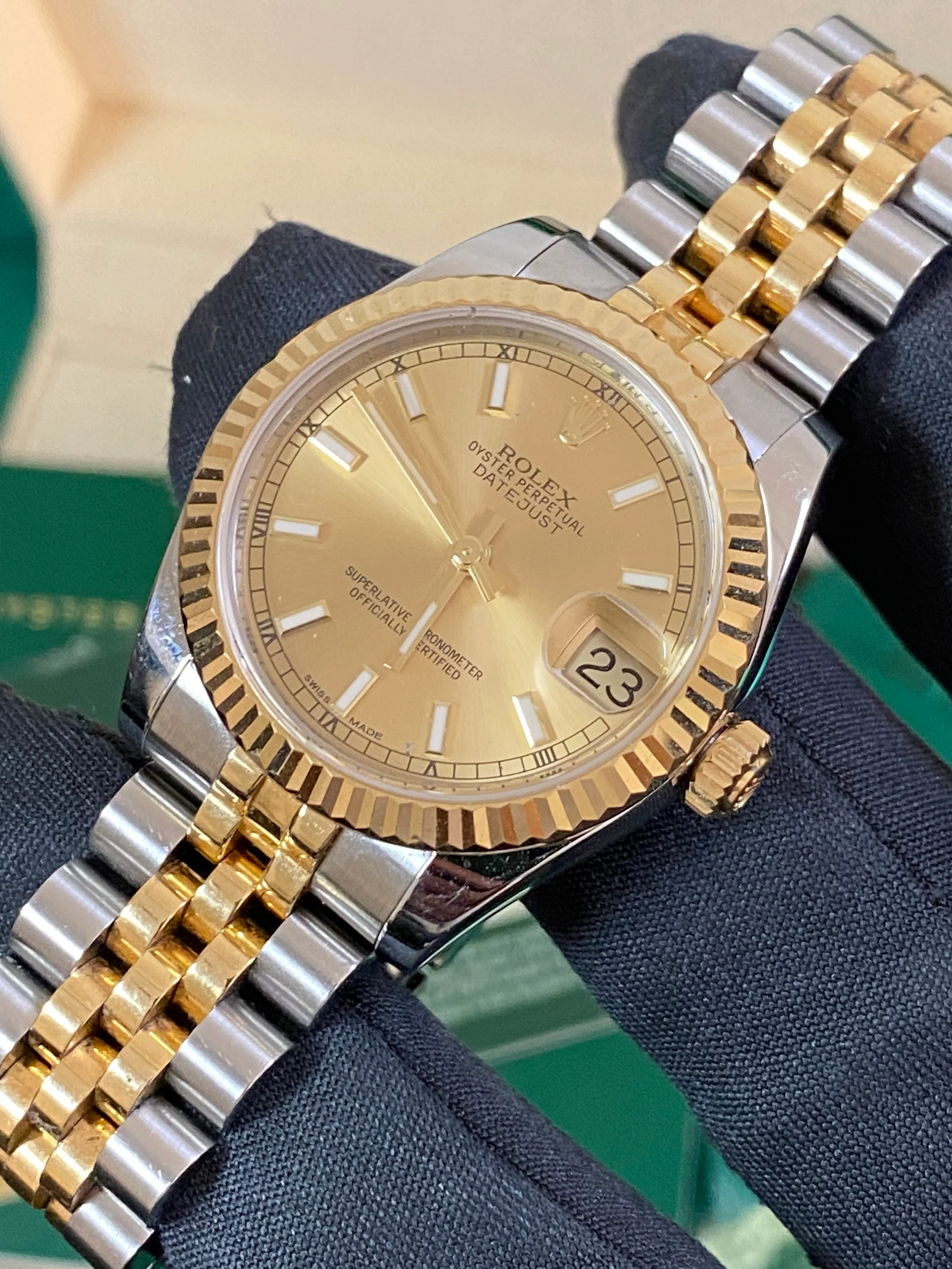 Rolex Yellow Gold Rolesor Datejust 31 - 2014 - Fluted Bezel - Champagne Index Dial - Jubilee Bracelet - 178273 *FULL SET*