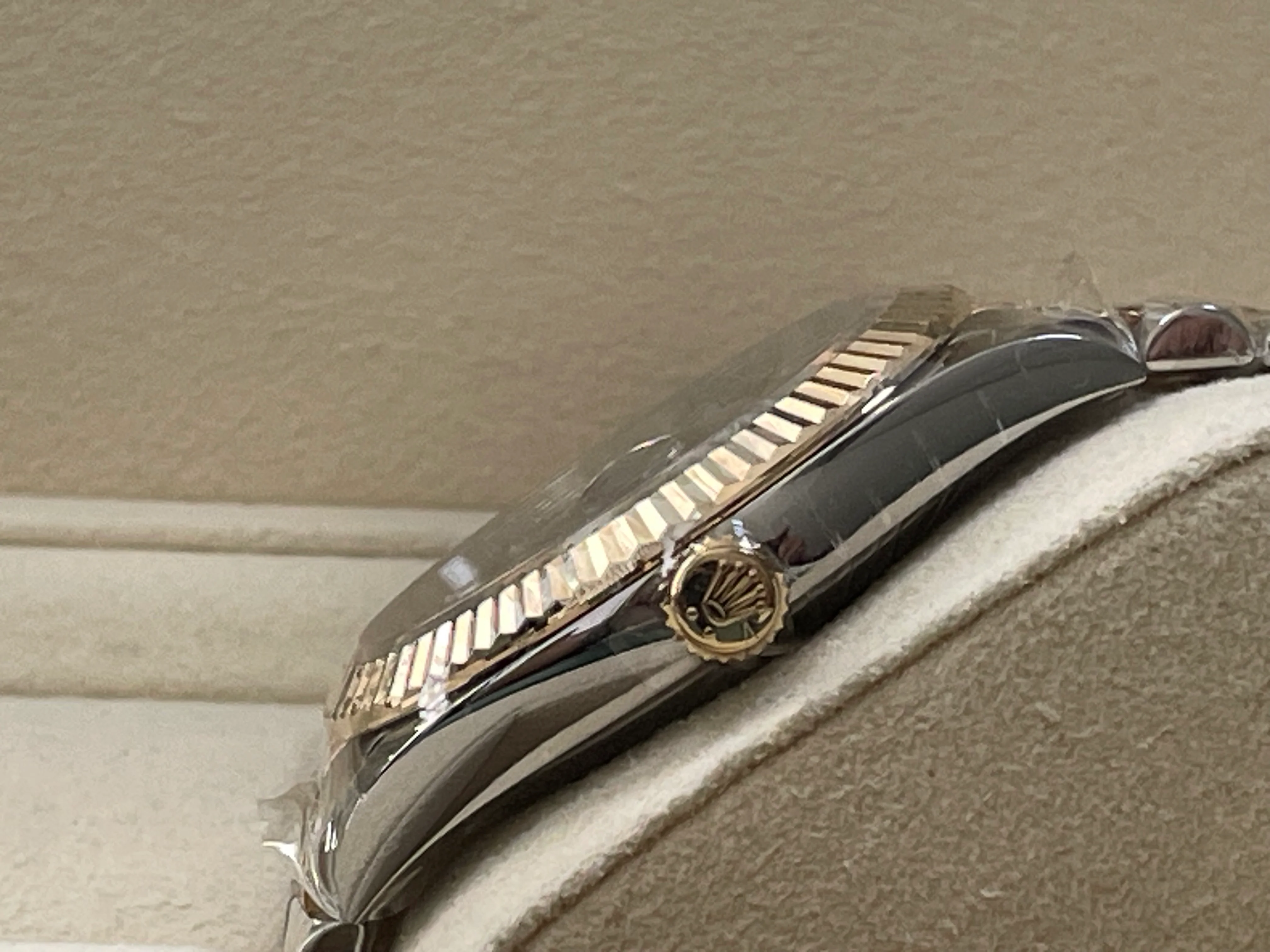 Rolex Steel and Yellow Gold Datejust 41  - 2023 - Fluted Bezel - Black Diamond Dial - Jubilee Bracelet - 126333