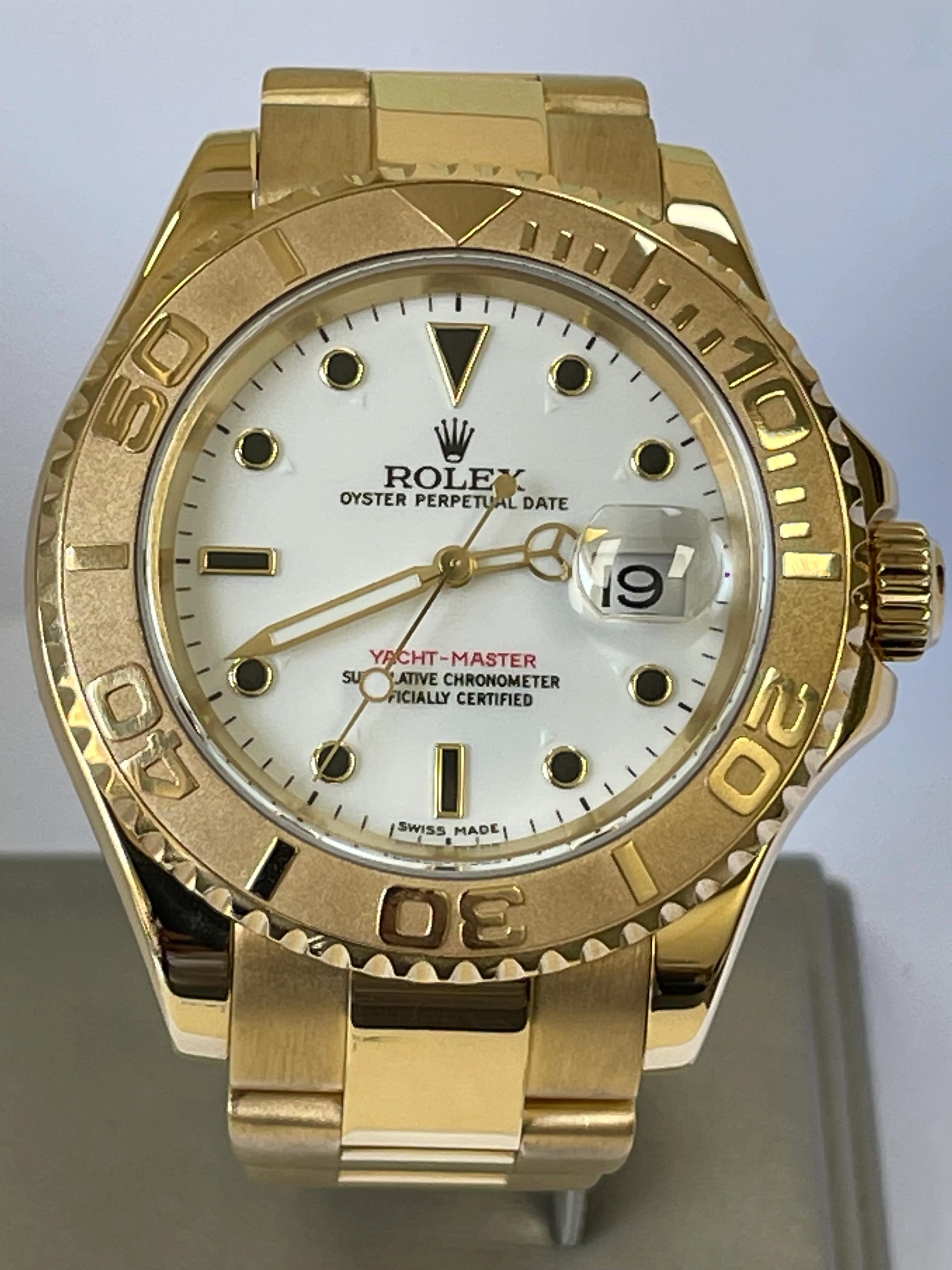Rolex Yellow Gold Yacht-Master 40 - White Dial - 16628