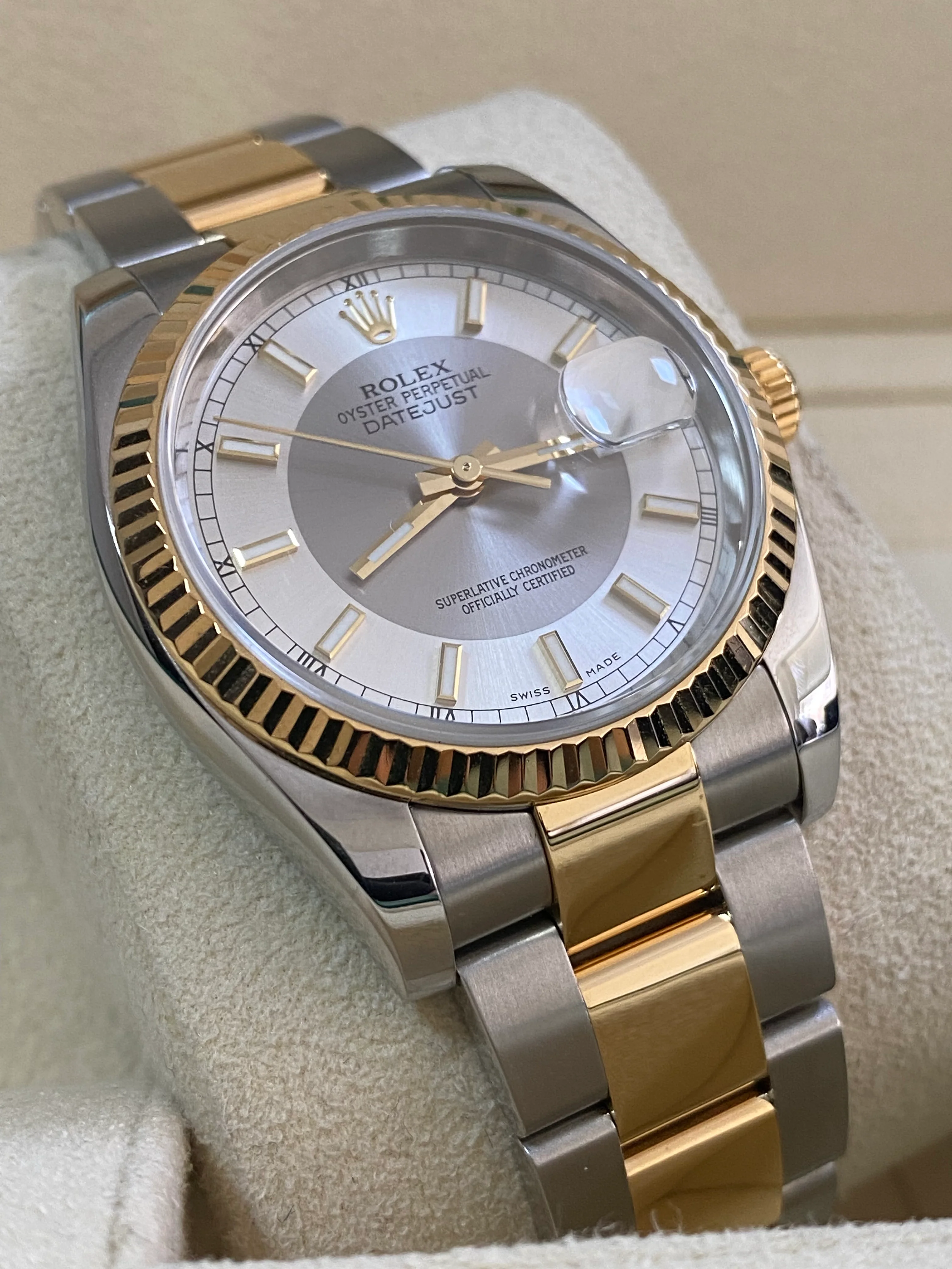 Rolex Steel and Yellow Gold Datejust 36 - D serial - Fluted Bezel - 