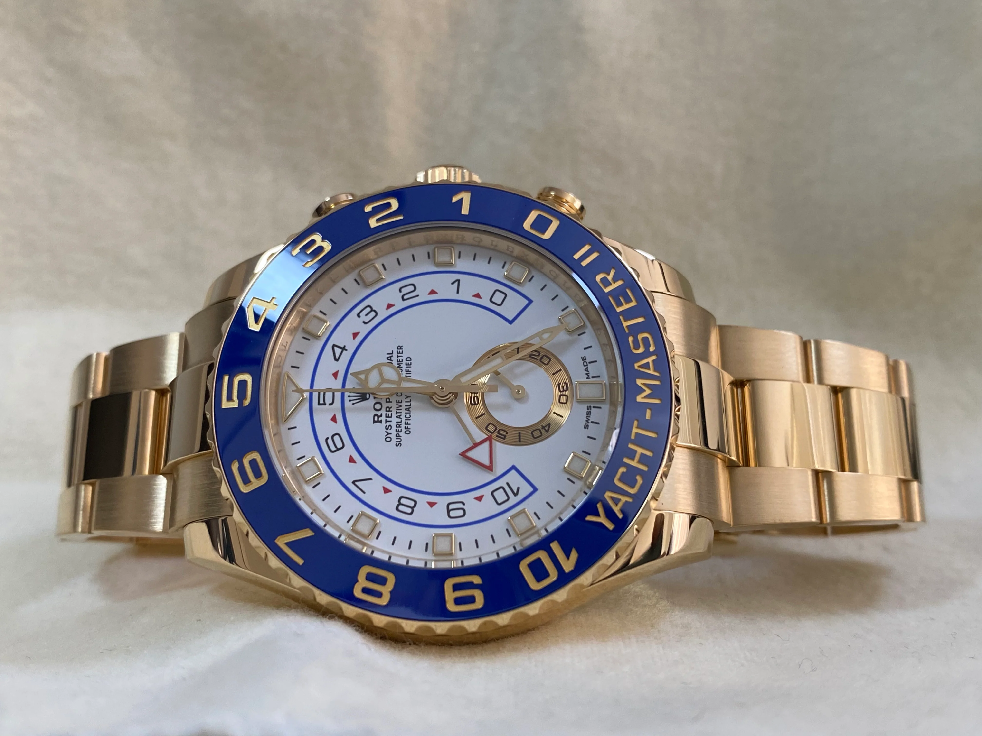 Rolex Yellow Gold Yacht-Master II - 2019 - White Dial - 116688 *FULL SET*