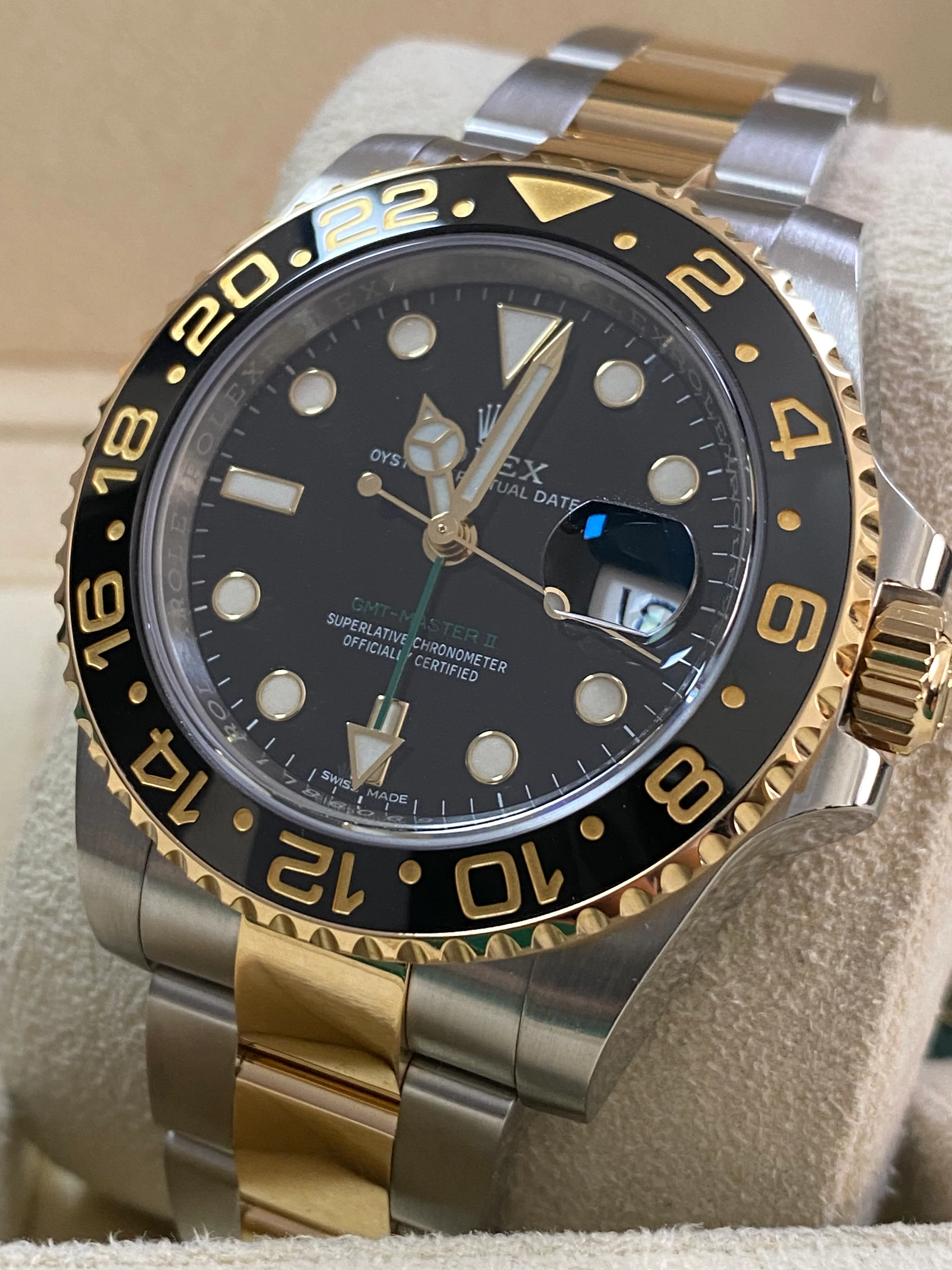Rolex Steel and Yellow Gold GMT-Master II - 2018 - Black Bezel - Black Dial - Oyster Bracelet - 116713LN *FULL SET*