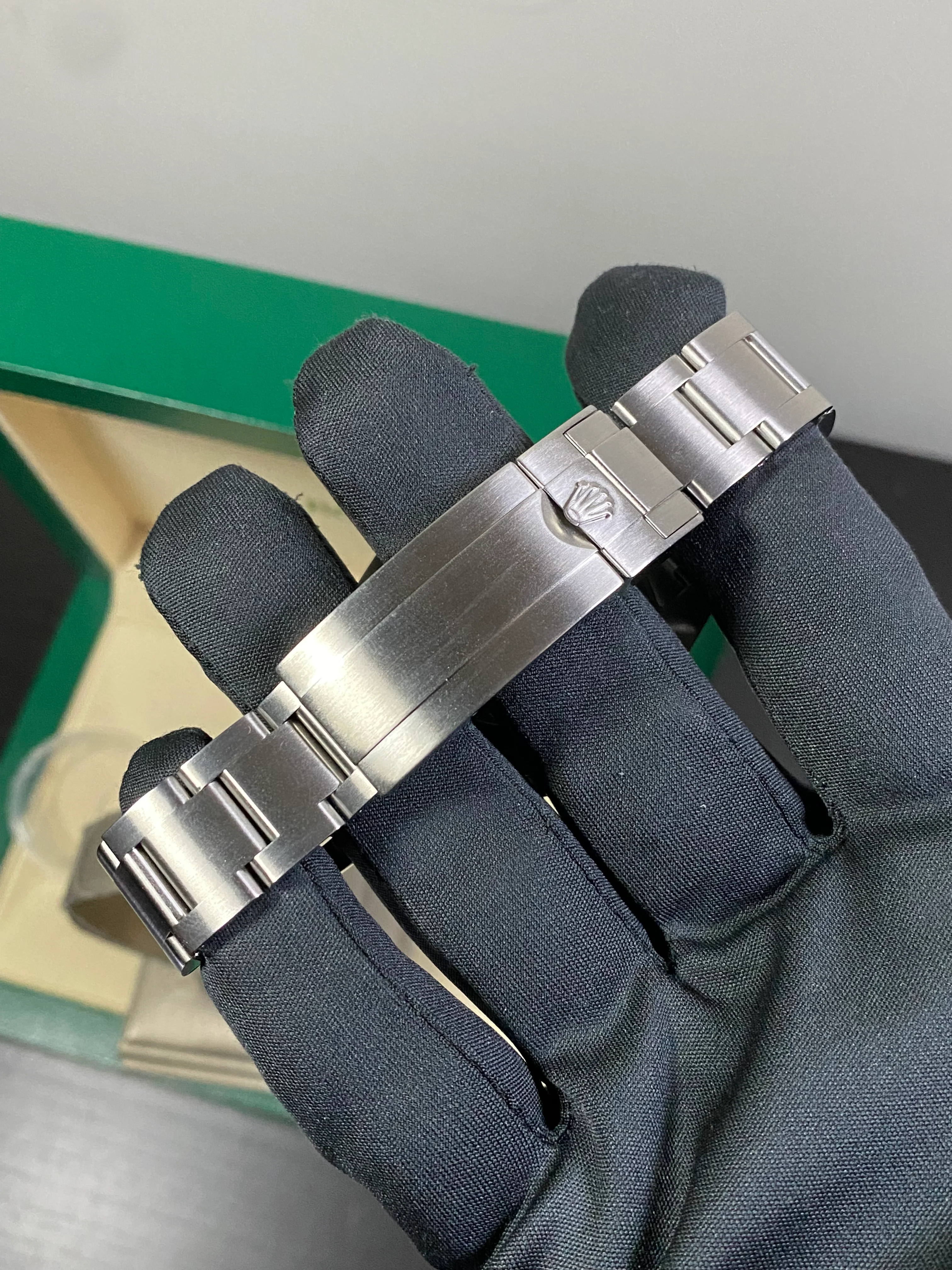 Rolex Steel No-Date Submariner - 2019 - Black Dial - 114060 COMPLETE SET