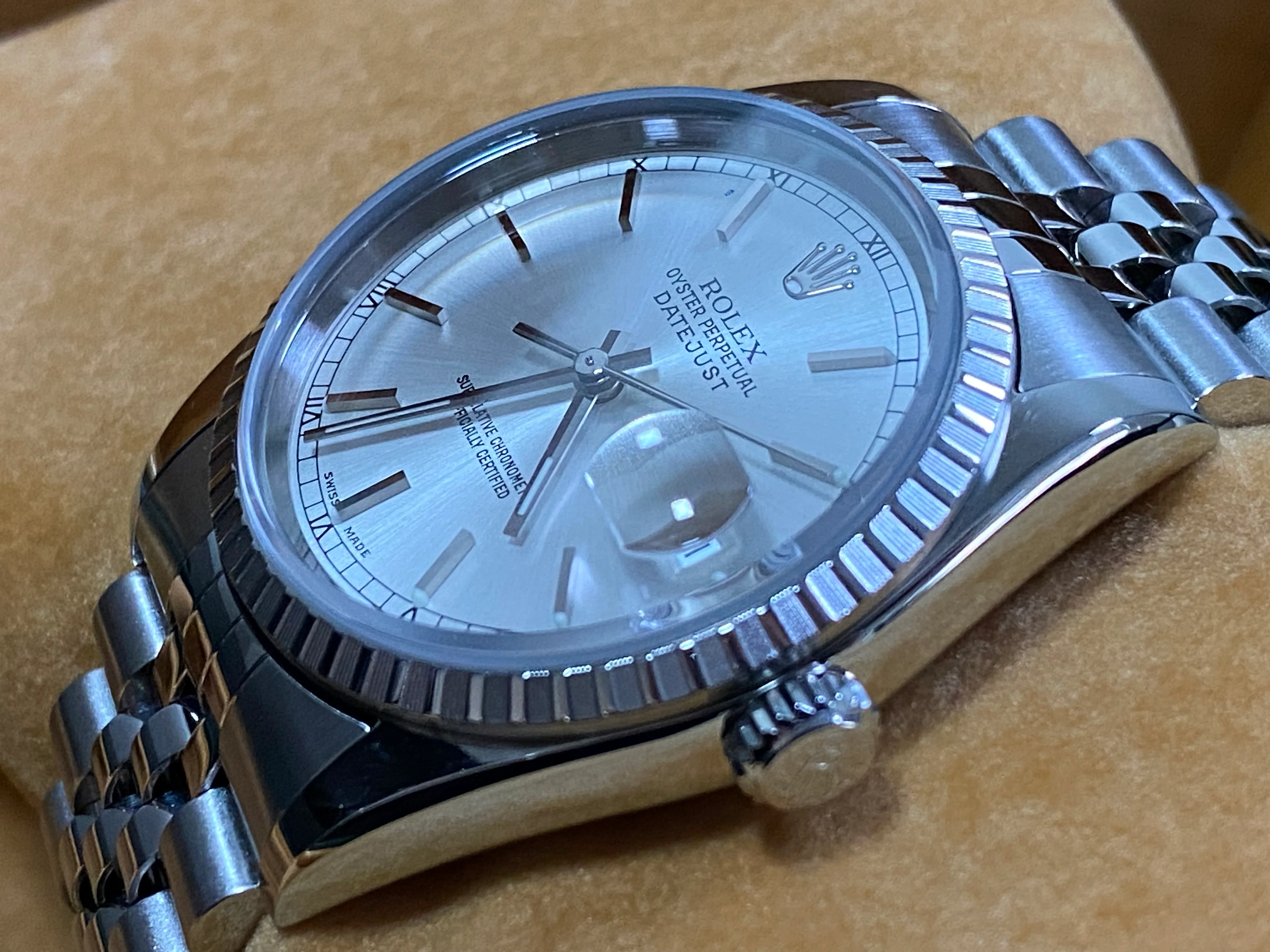 Rolex Steel Datejust 36 - F Serial - Fluted Bezel - Silver Index Dial - Jubilee Bracelet - 16220