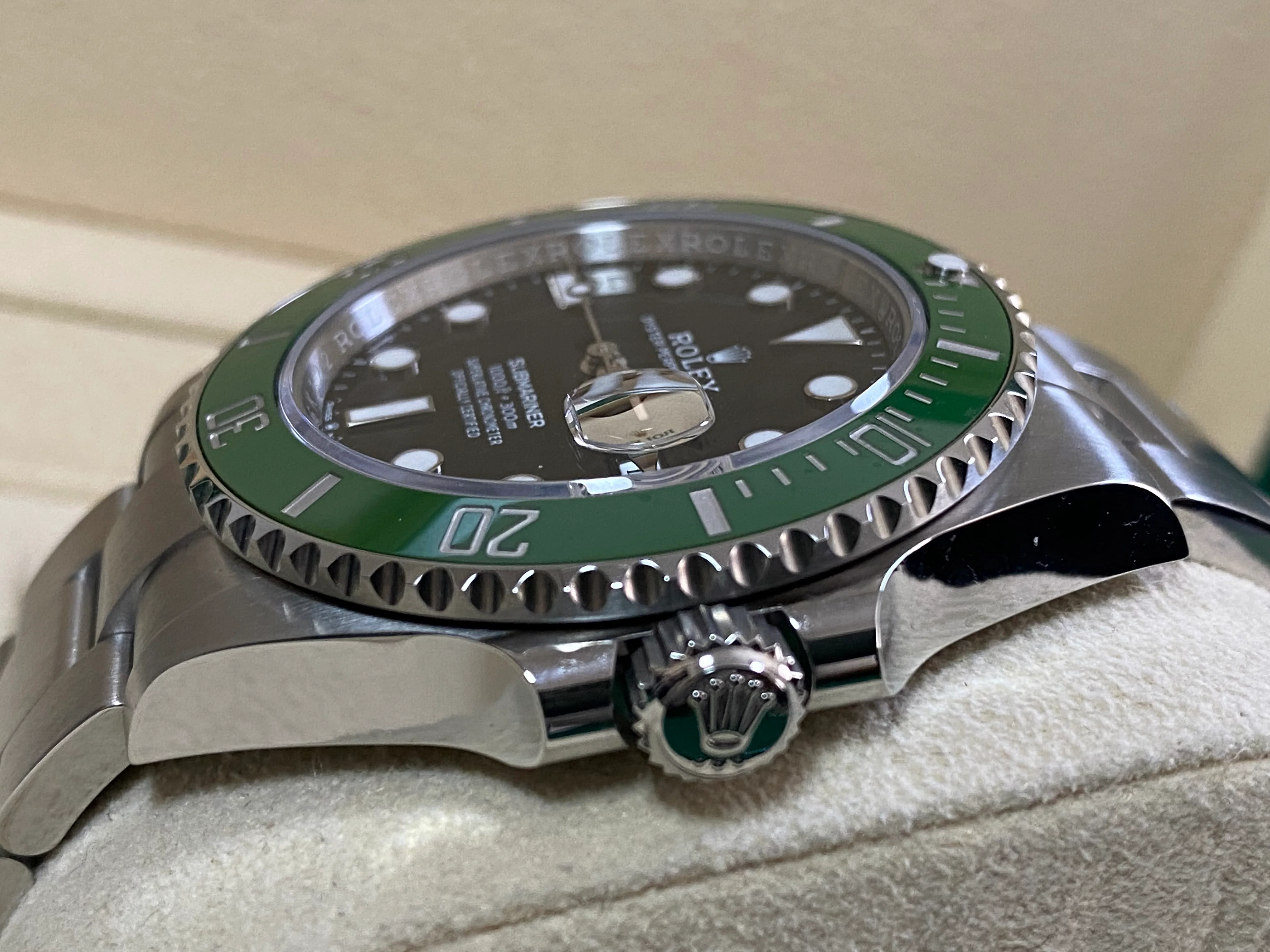 Rolex Steel Submariner Date - 2024 - 