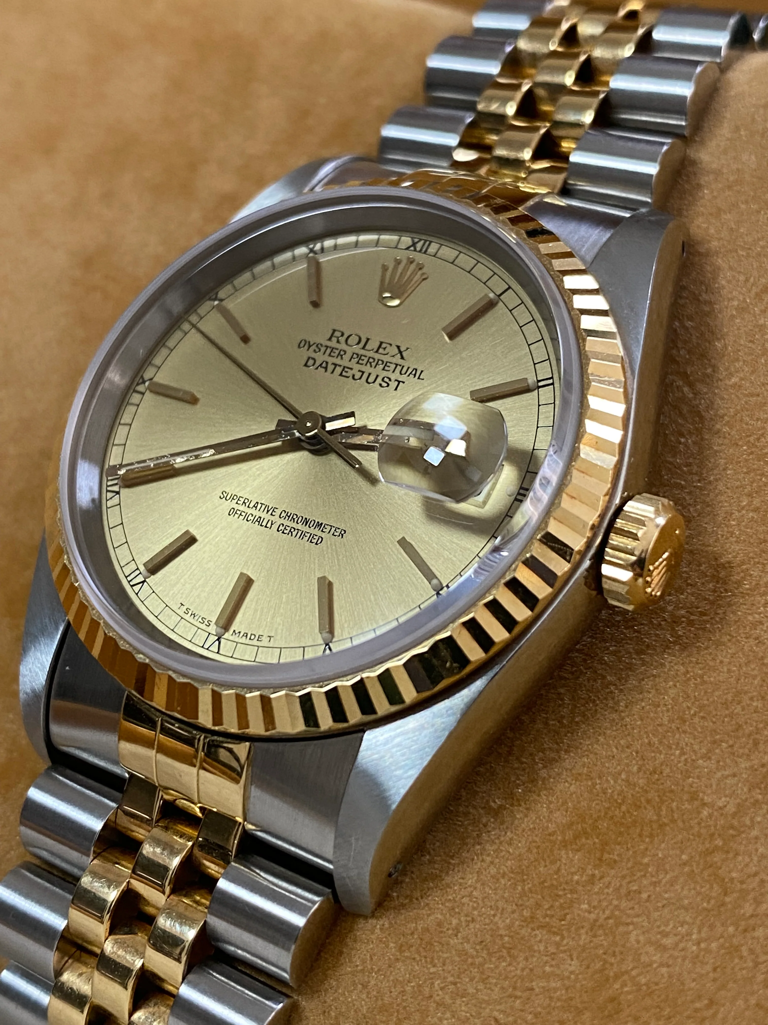 Rolex Steel and Yellow Gold Datejust 36 - Fluted Bezel - Champagne Index Dial - Jubilee Bracelet - 16233