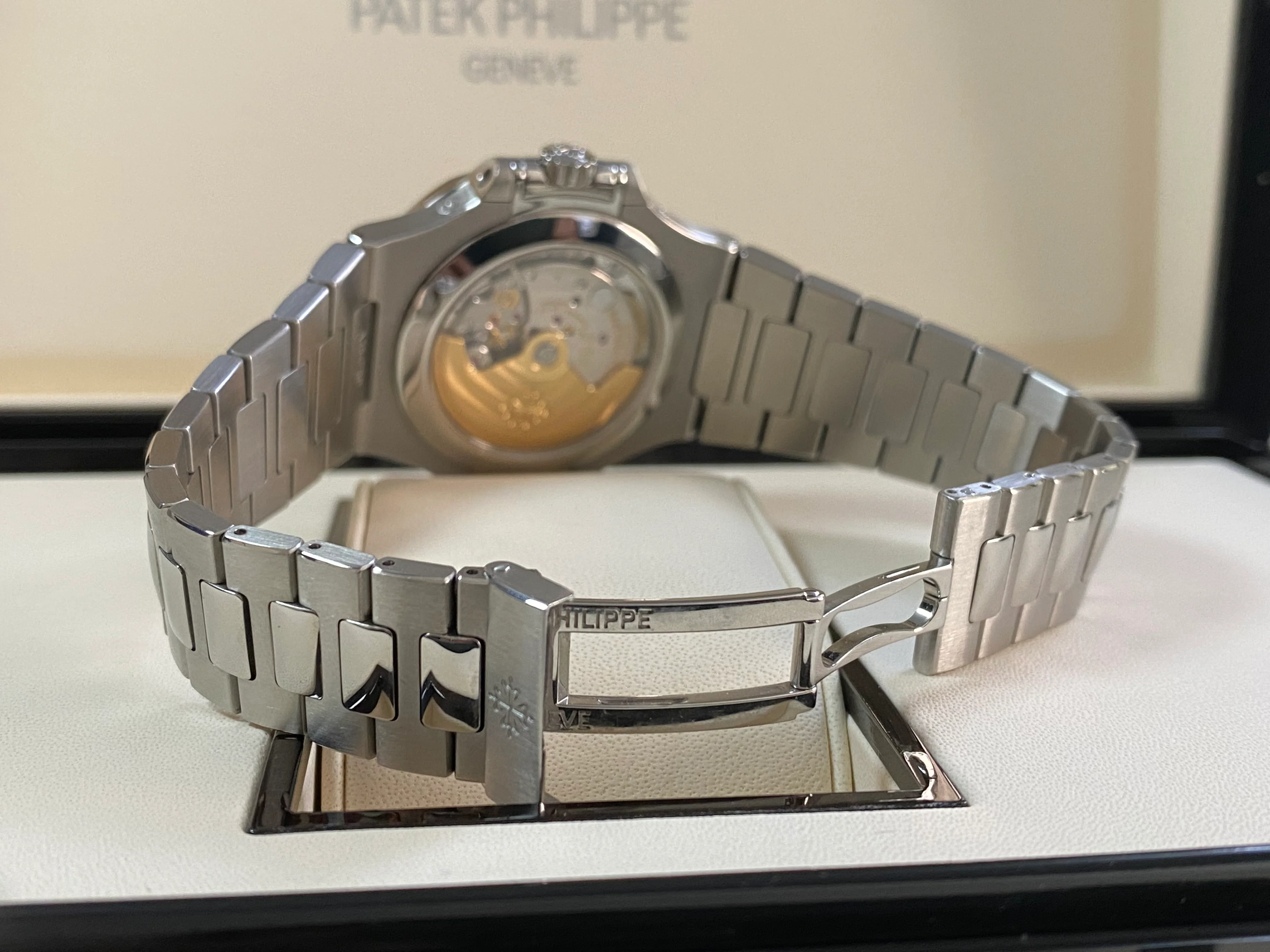 Patek Philippe Nautilus - 2017 - Grey/Black Dial - Stainless Steel - 5726/1A-001 *FULL SET*
