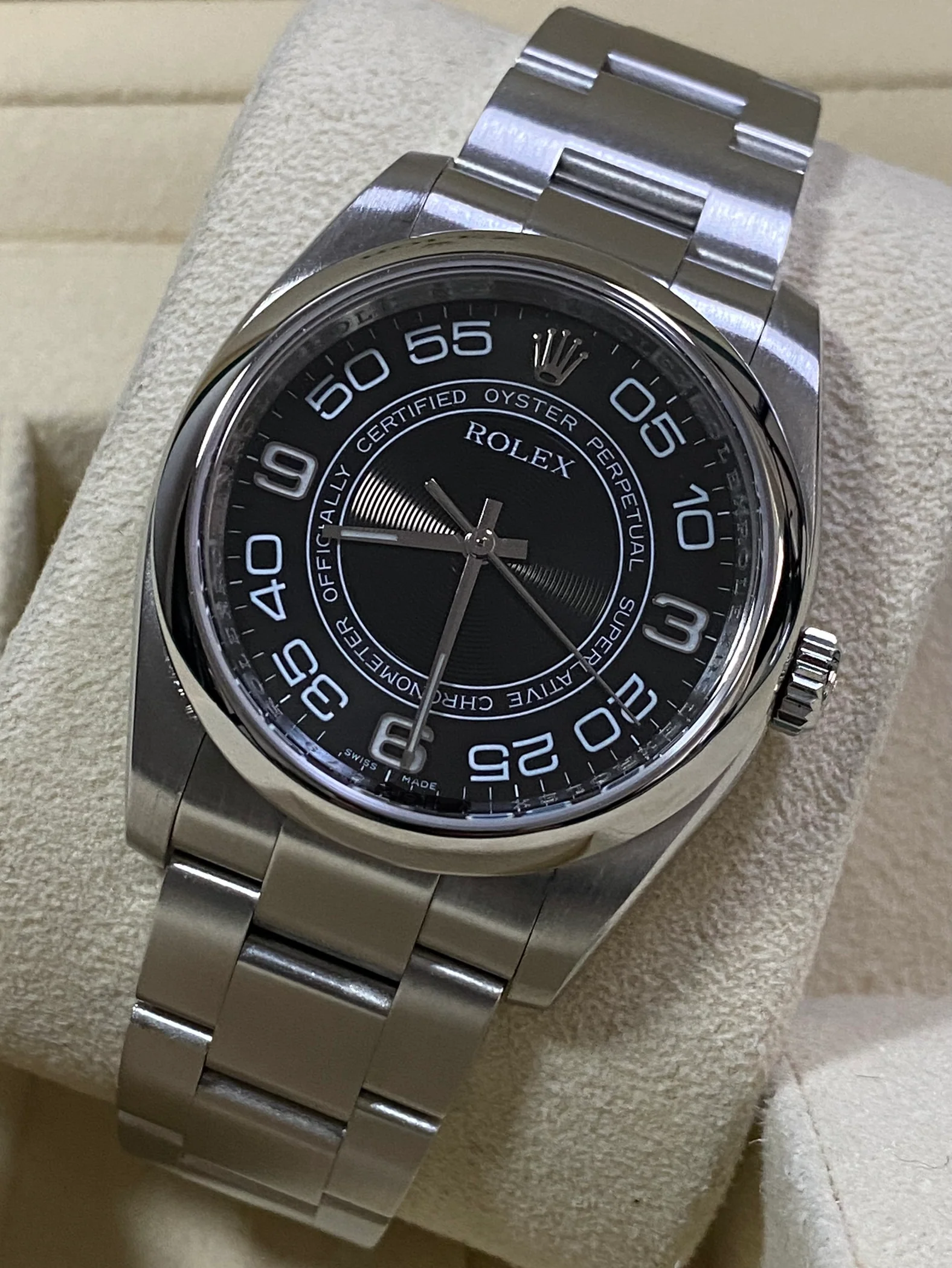 Rolex Steel Oyster Perpetual 36 - 2009 - Domed Bezel - Black Concentric Dial - 116000