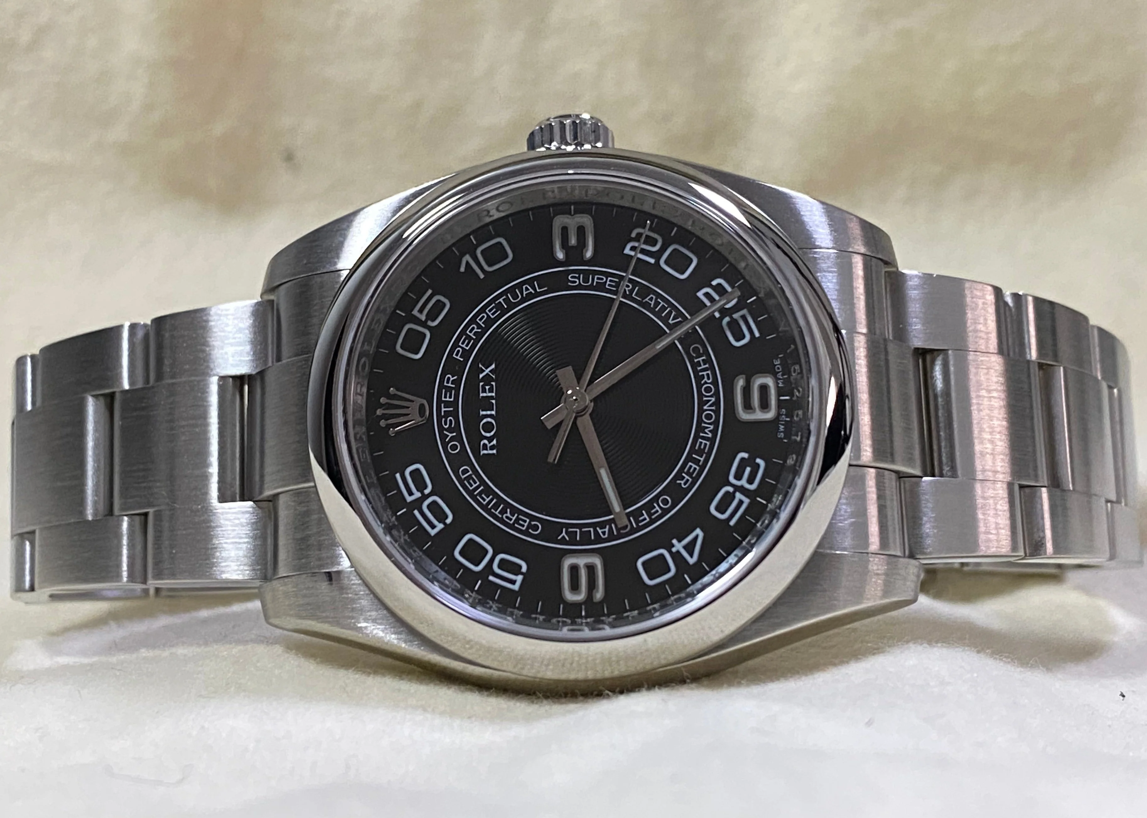 Rolex Steel Oyster Perpetual 36 - 2009 - Domed Bezel - Black Concentric Dial - 116000