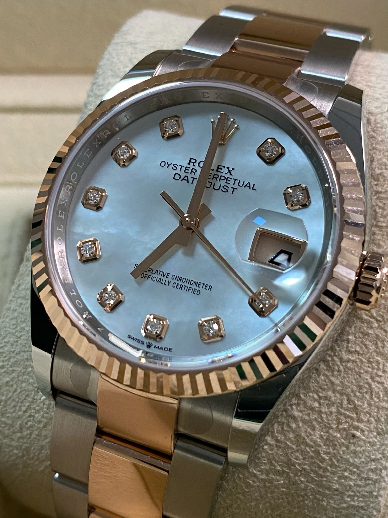 Rolex Steel and Everose Gold Datejust 36 - 2024 - Fluted Bezel - Mother-Of-Pearl Diamond Dial - Oyster Bracelet - 126231 *FULL SET*
