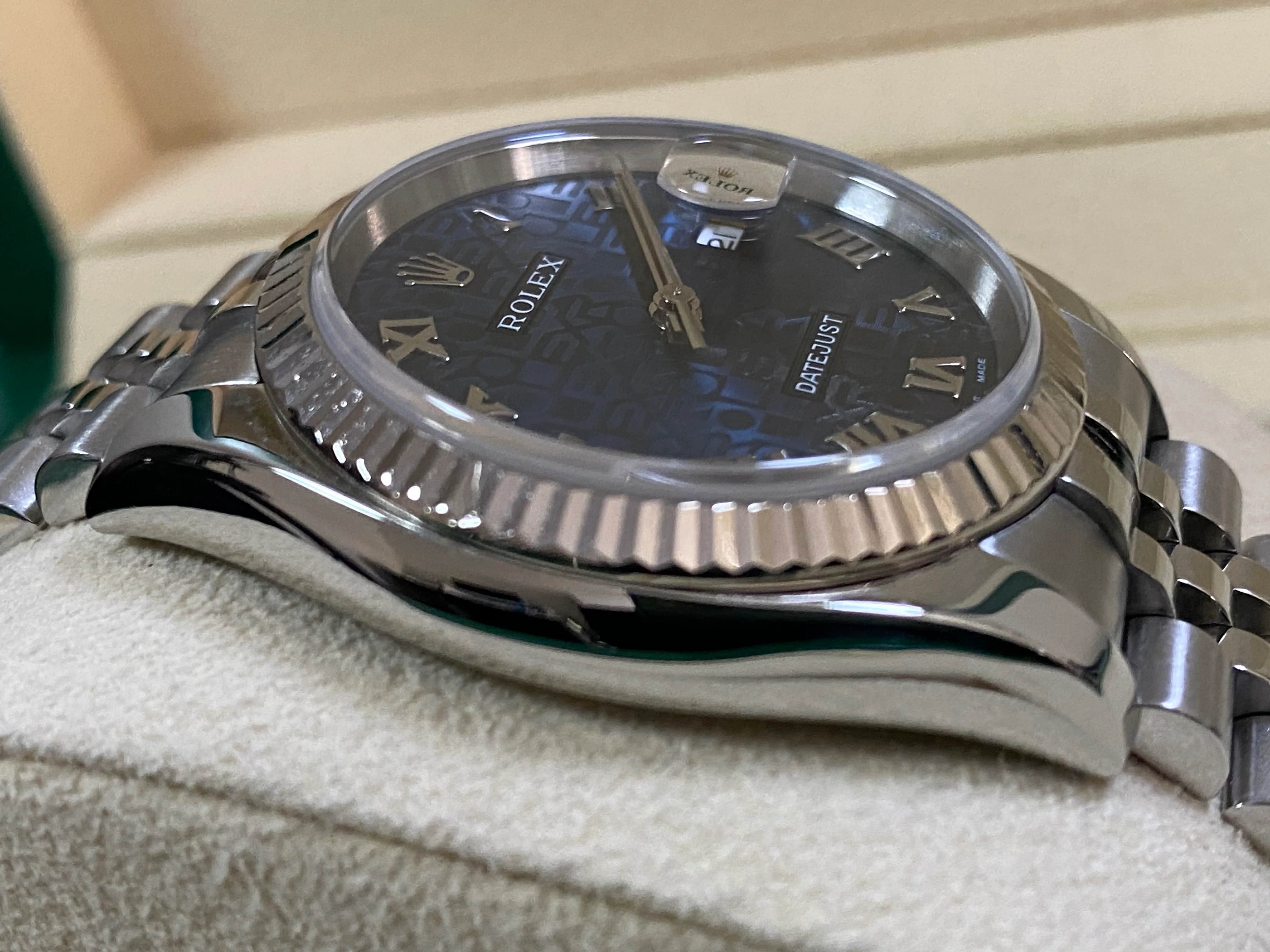Rolex Steel Datejust 36 - D serial - Fluted Bezel - Anniversary Blue Roman Dial - Jubilee Bracelet - 116234
