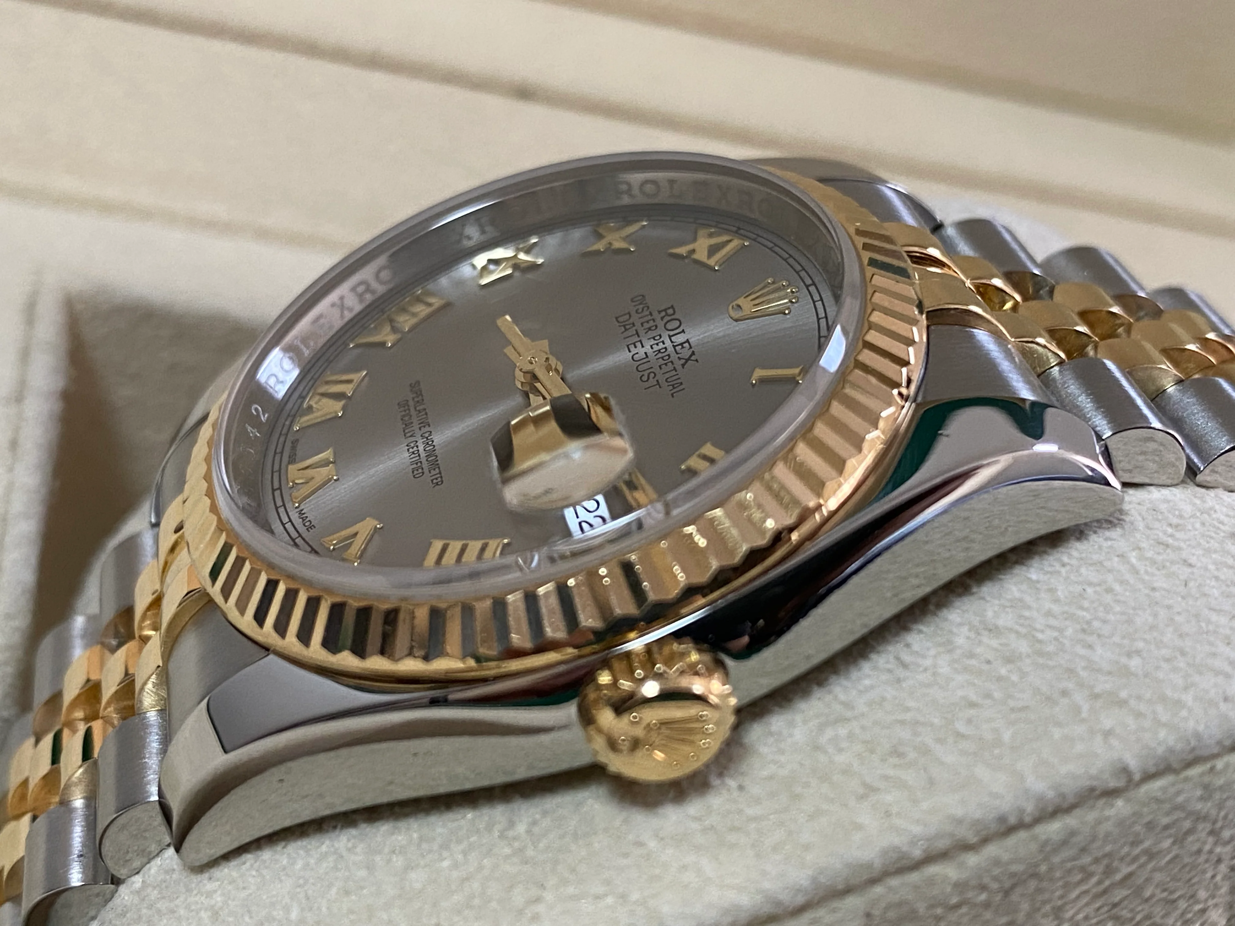 Rolex Steel and Yellow Gold Datejust 36 - 2014 - Fluted Bezel - Slate Grey Roman Dial - Jubilee Bracelet - 116233 *FULL SET*