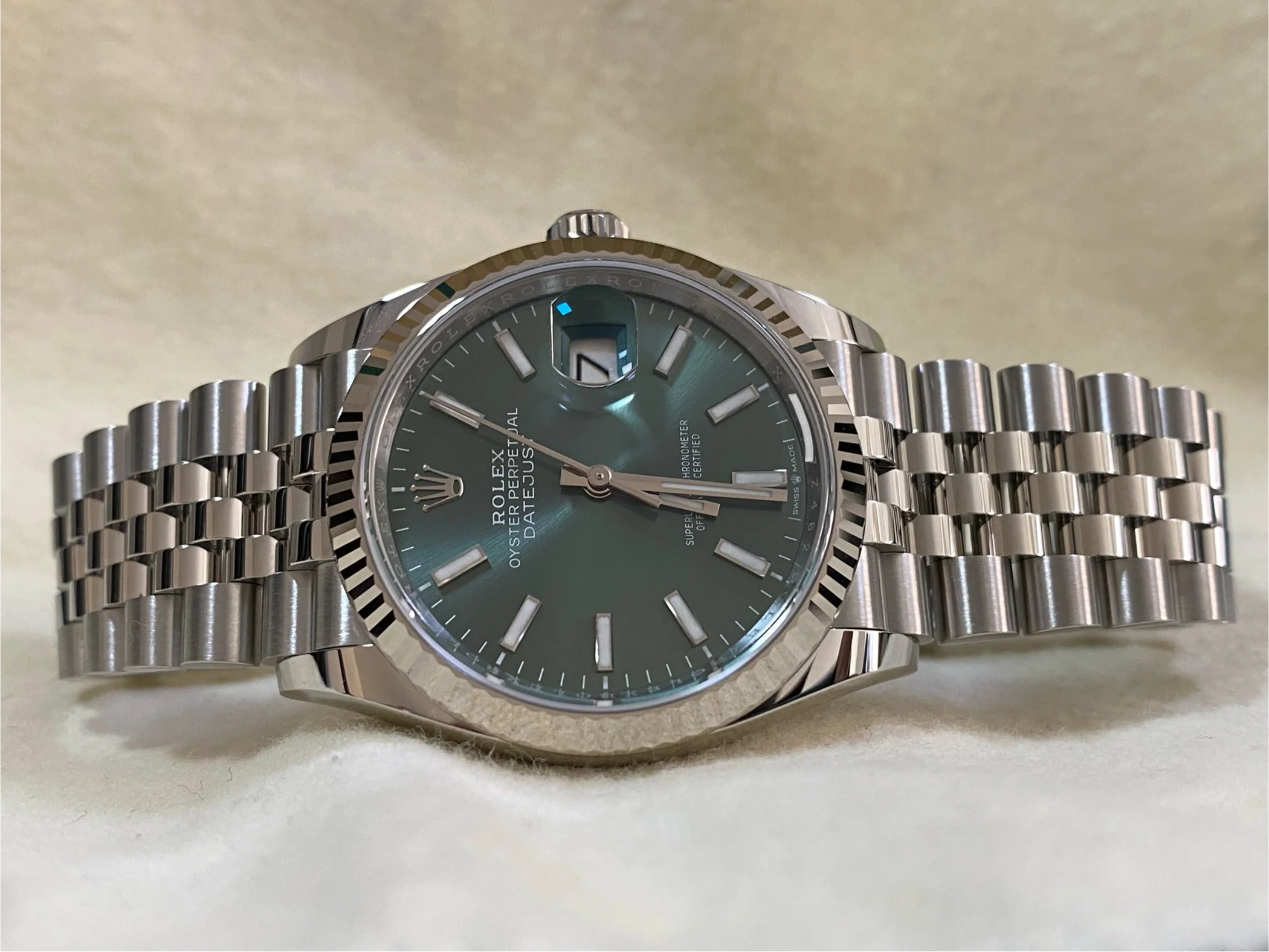 Rolex Steel Datejust 36 - 2024 - Fluted Bezel - Mint Green Dial - Jubilee Bracelet - 126234 *COMPLETE SET*