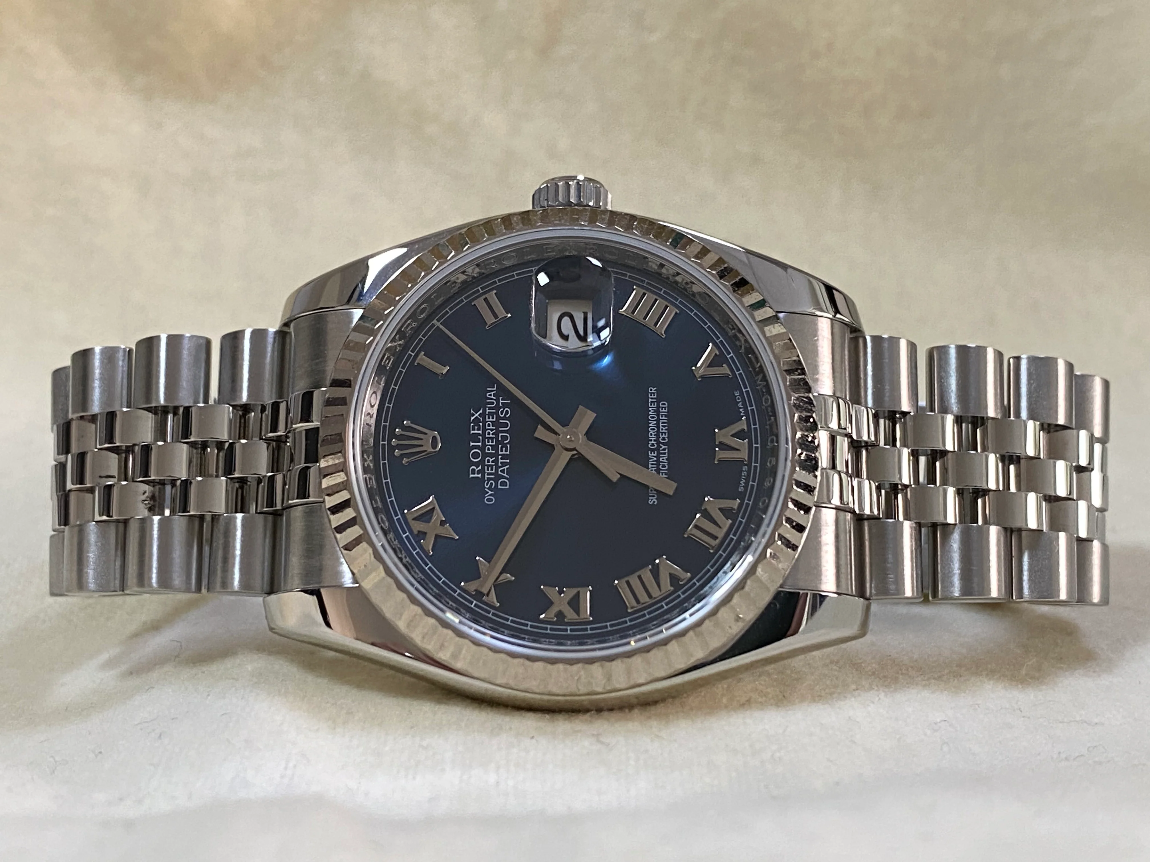 Rolex Steel Datejust 36 - 2007 - Fluted Bezel - Blue Roman Dial - Jubilee Bracelet - 116234