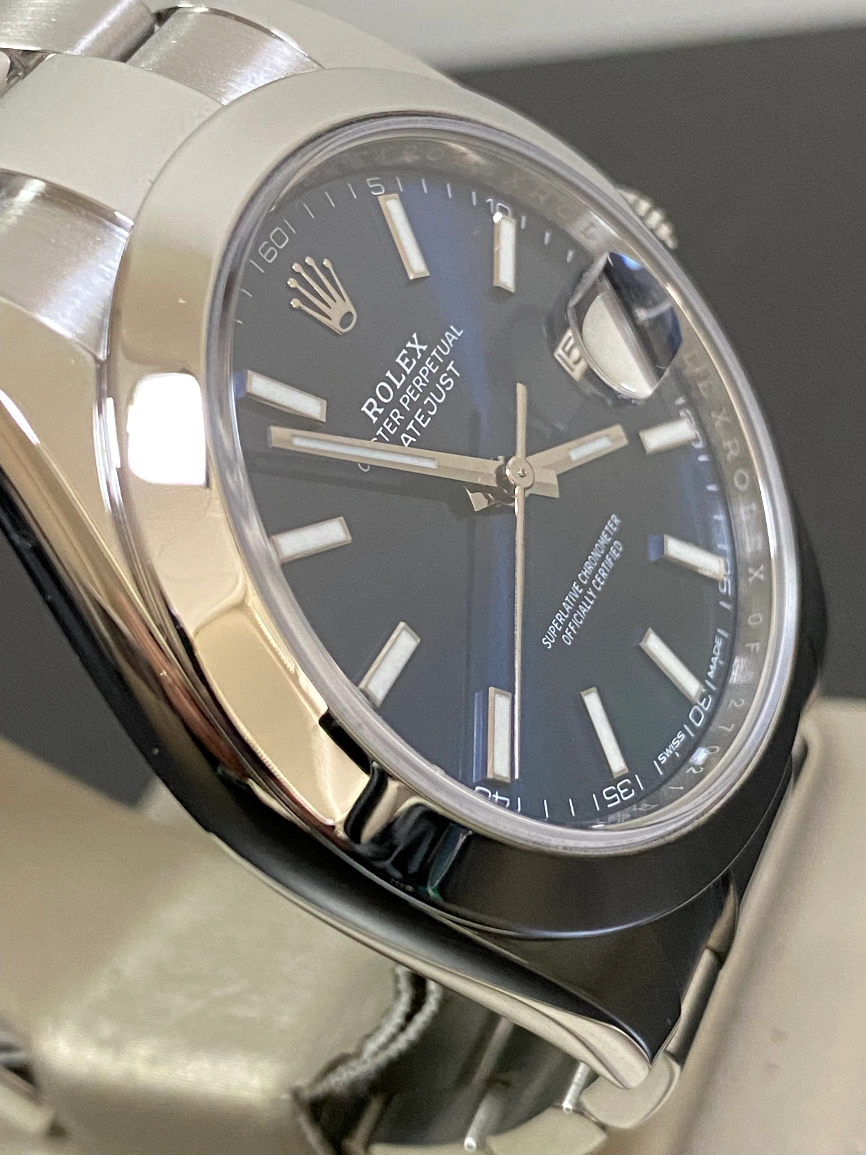 Rolex Steel Datejust 41 - 2020 - Smooth Bezel - Blue Index Dial - Oyster Bracelet - 126300
