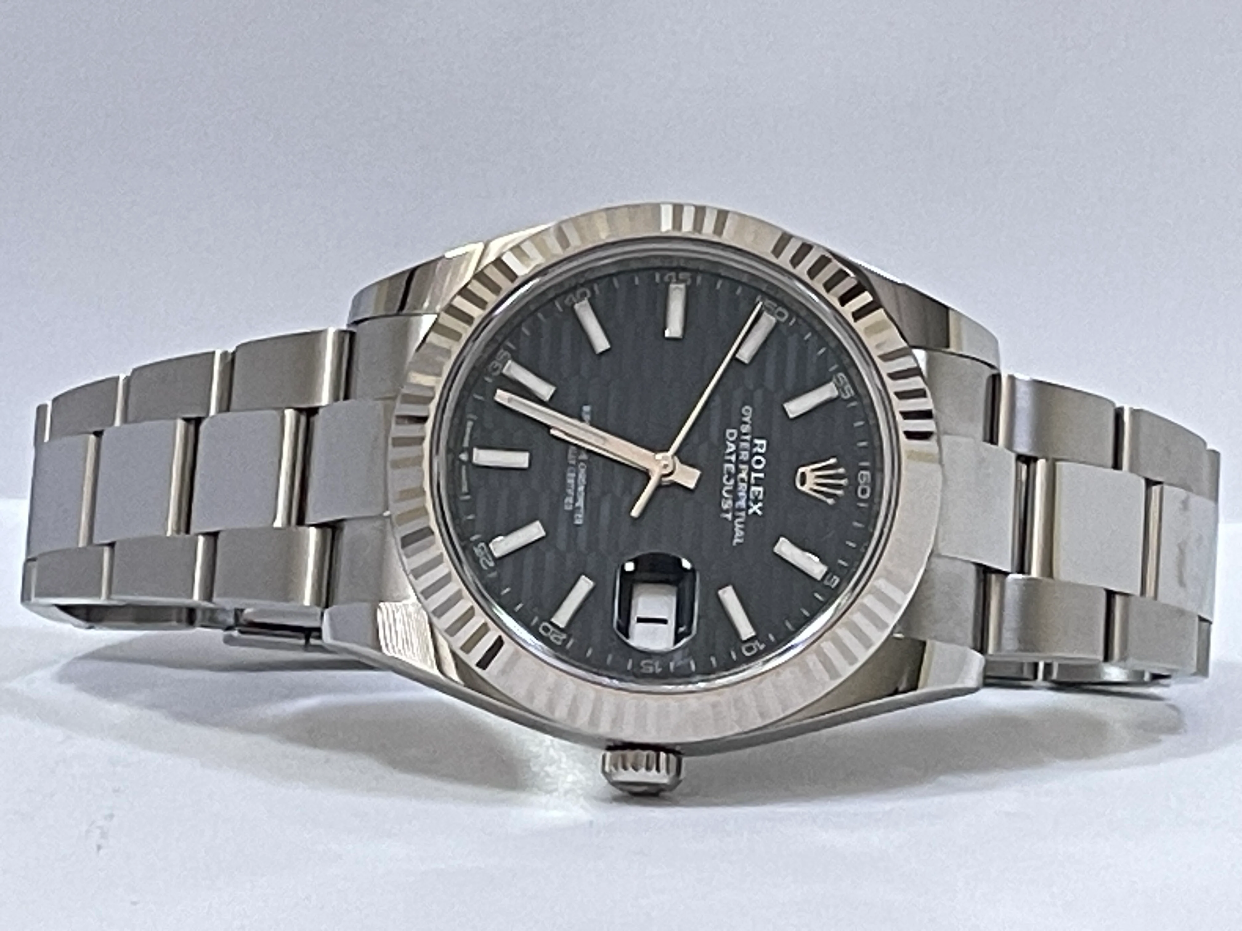 Rolex Steel Datejust 41 - 2023 - Fluted Bezel - Bright Blue Fluted-Motif Dial - Oyster Bracelet - 126334